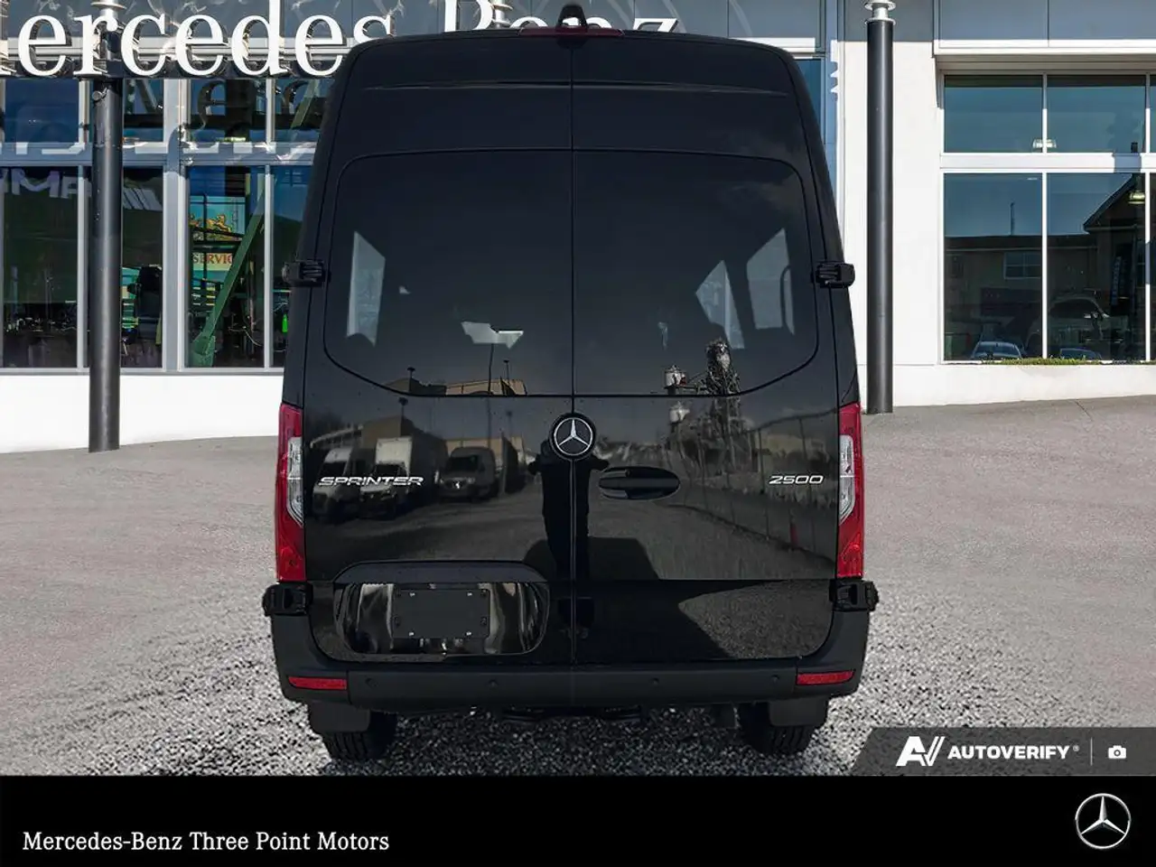 Mercedes-Benz Sprinter снимка Mercedes-Benz Sprinter
