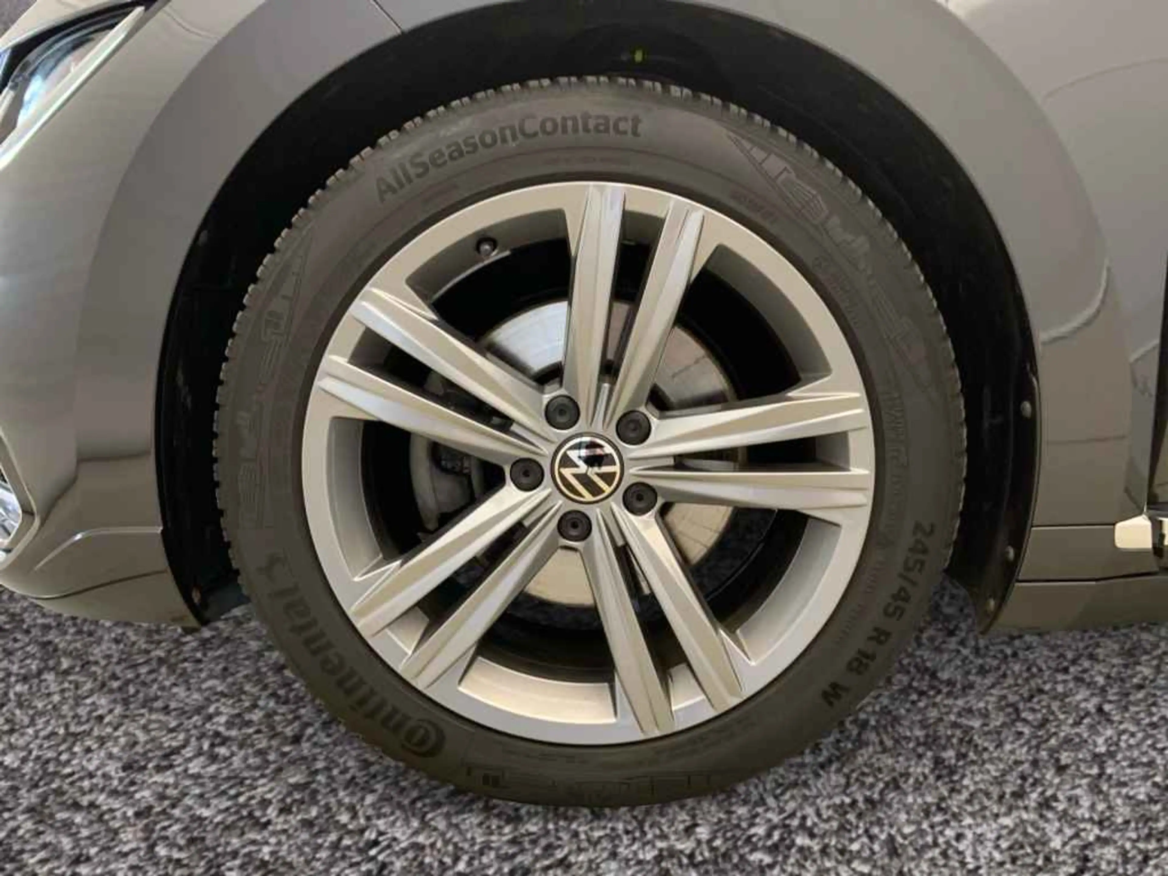 Volkswagen Arteon Shooting Brake R-Line TDI DSG *NAVI*AHK* — photo 5