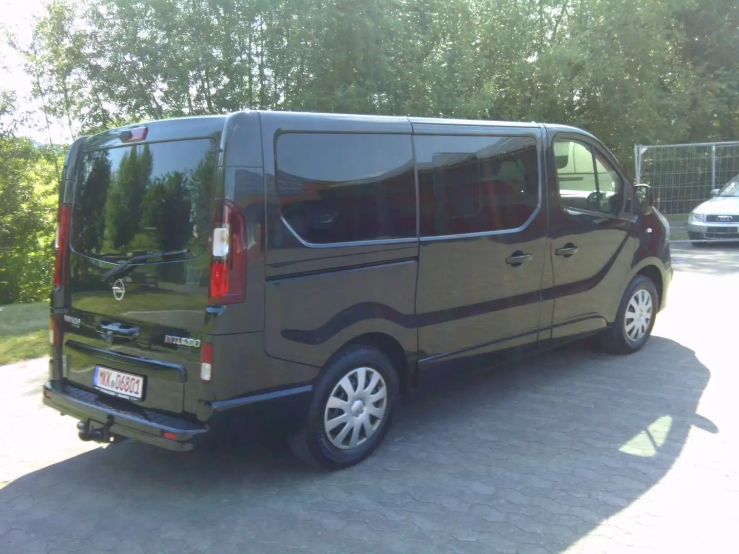Opel Vivaro Life L1H1  2,7t Noir - 2