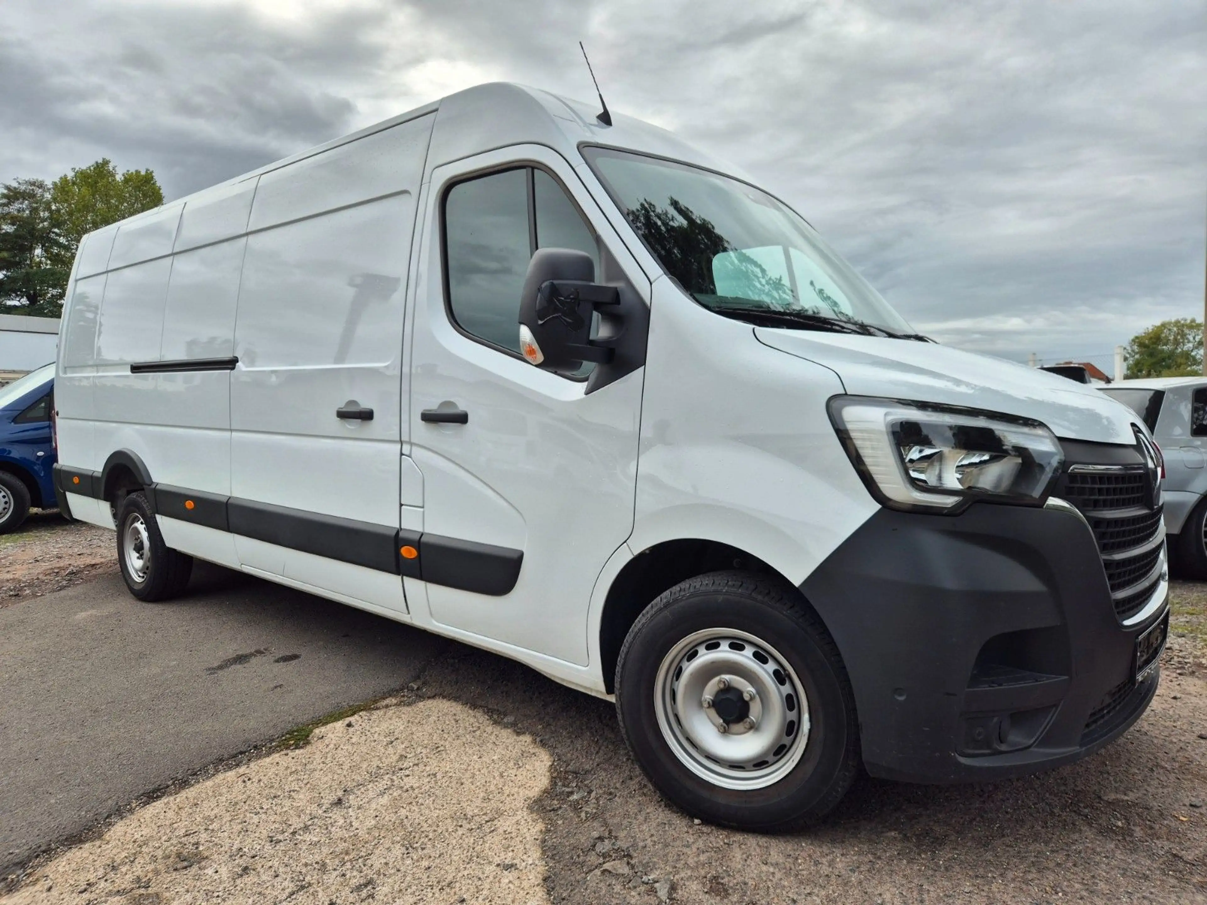 Renault Master III Kasten L4H2 HKa 3,5t — photo 9