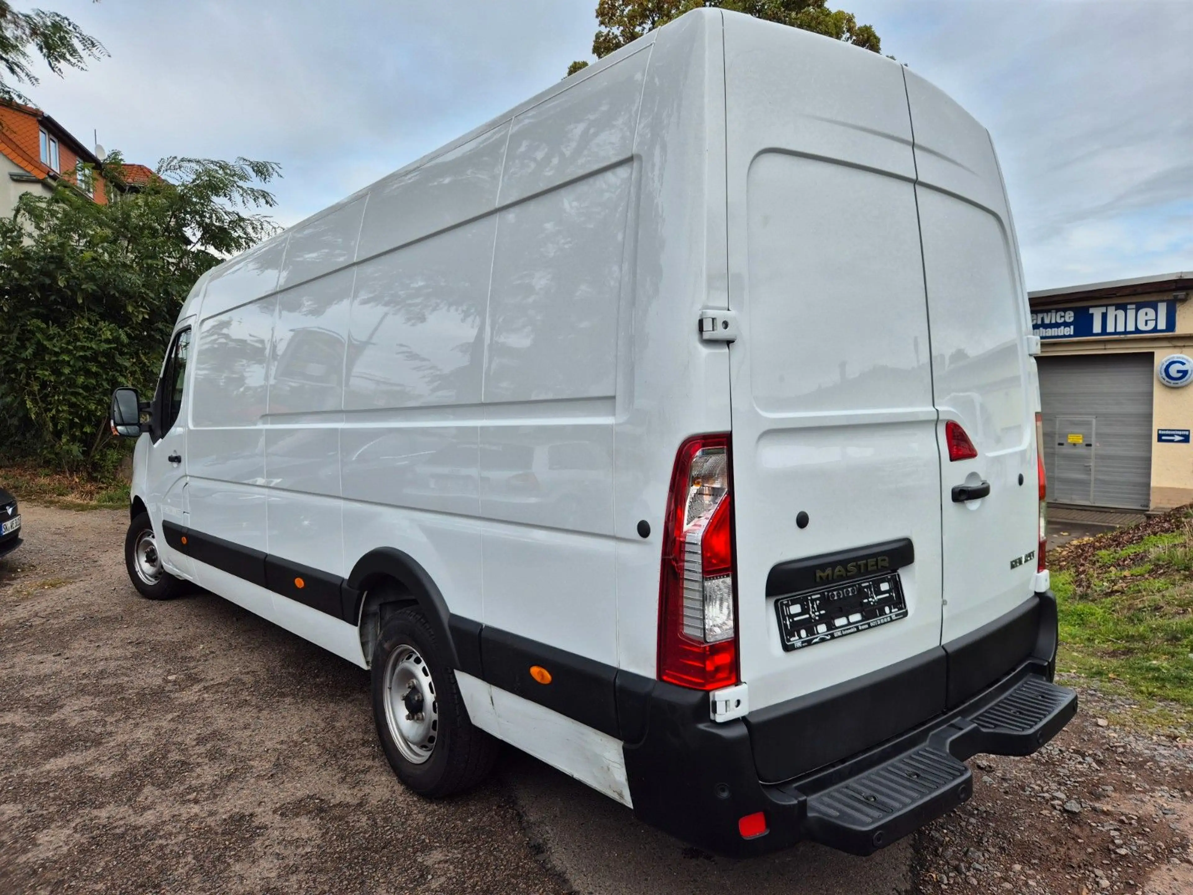 Renault Master III Kasten L4H2 HKa 3,5t — photo 10