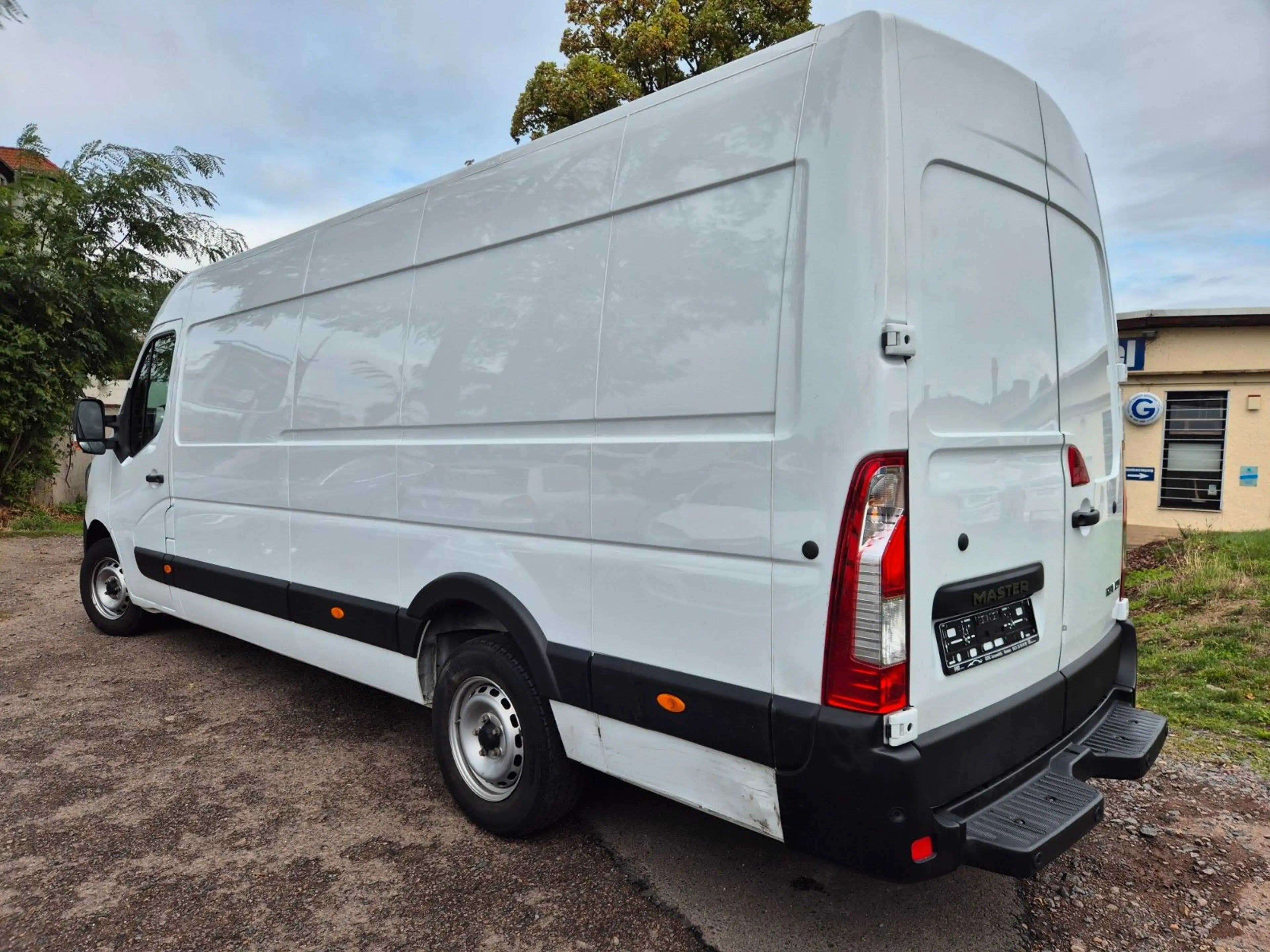 Renault Master III Kasten L4H2 HKa 3,5t — photo 12