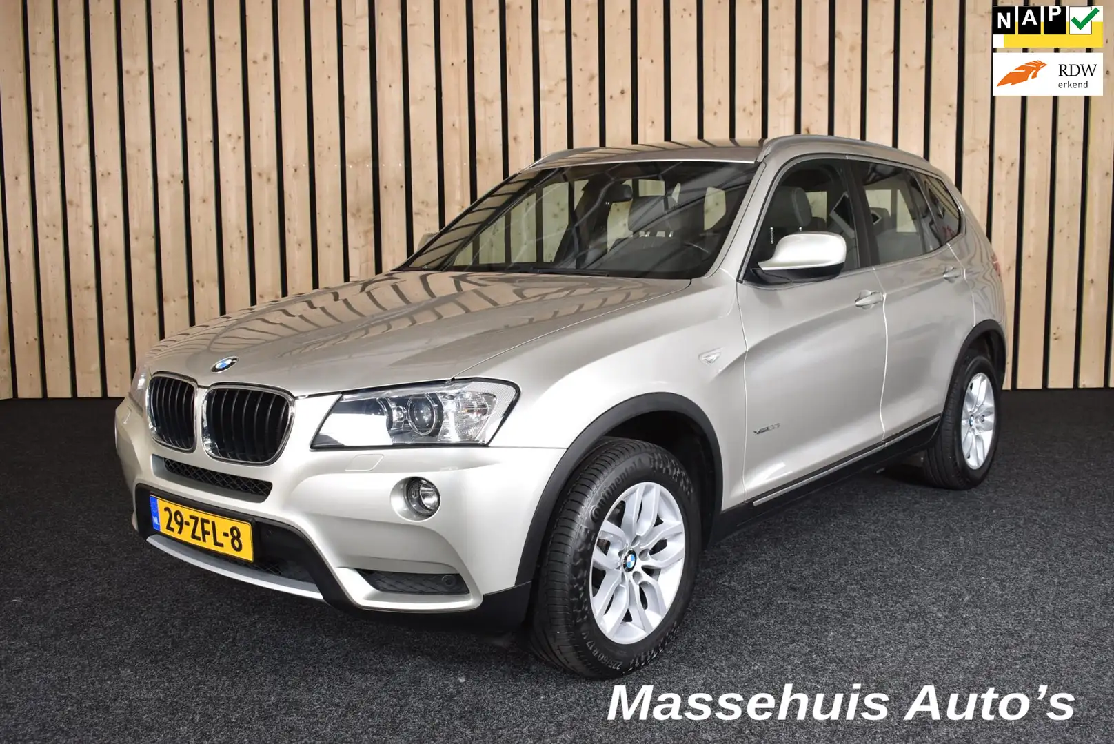 BMW X3 XDrive20i High Executive 2e eig. Trekhaak 179dkm L Grijs - 1