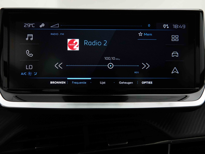 Peugeot 2008 1.2 T 100 Style | GPS by App | LED Lights — photo 10