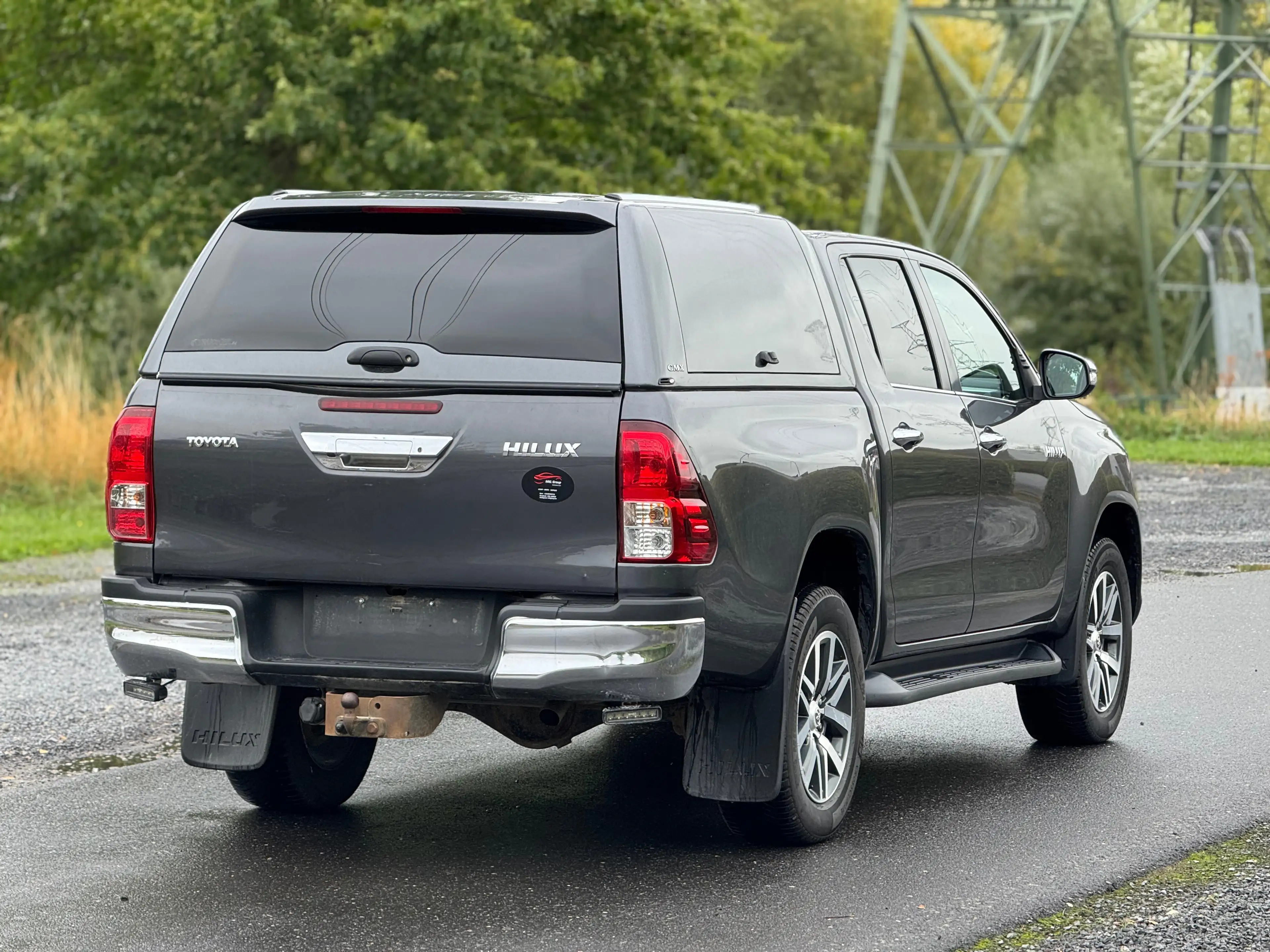 Toyota Hilux 2.4 D-4D 4WD Lounge EXPORT ONLY — photo 4