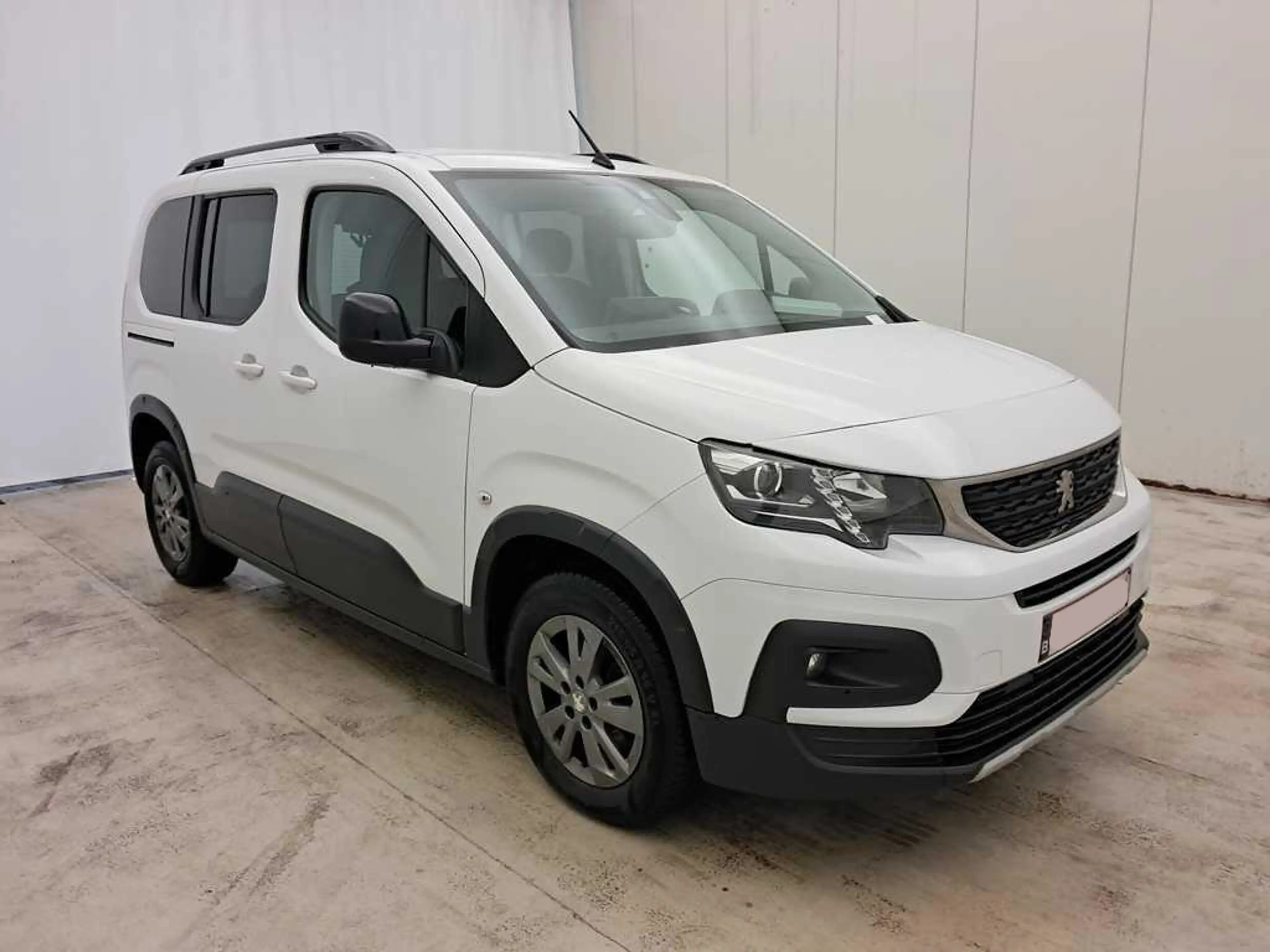 Peugeot Rifter 1.5 HDi Aut. Allure /€10.990 netto / Navi / ...