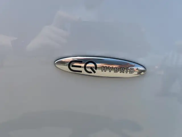 Mercedes-Benz C 300 de 4MATIC T-Modell mit EQ Hybrid AMG Ansicht 16