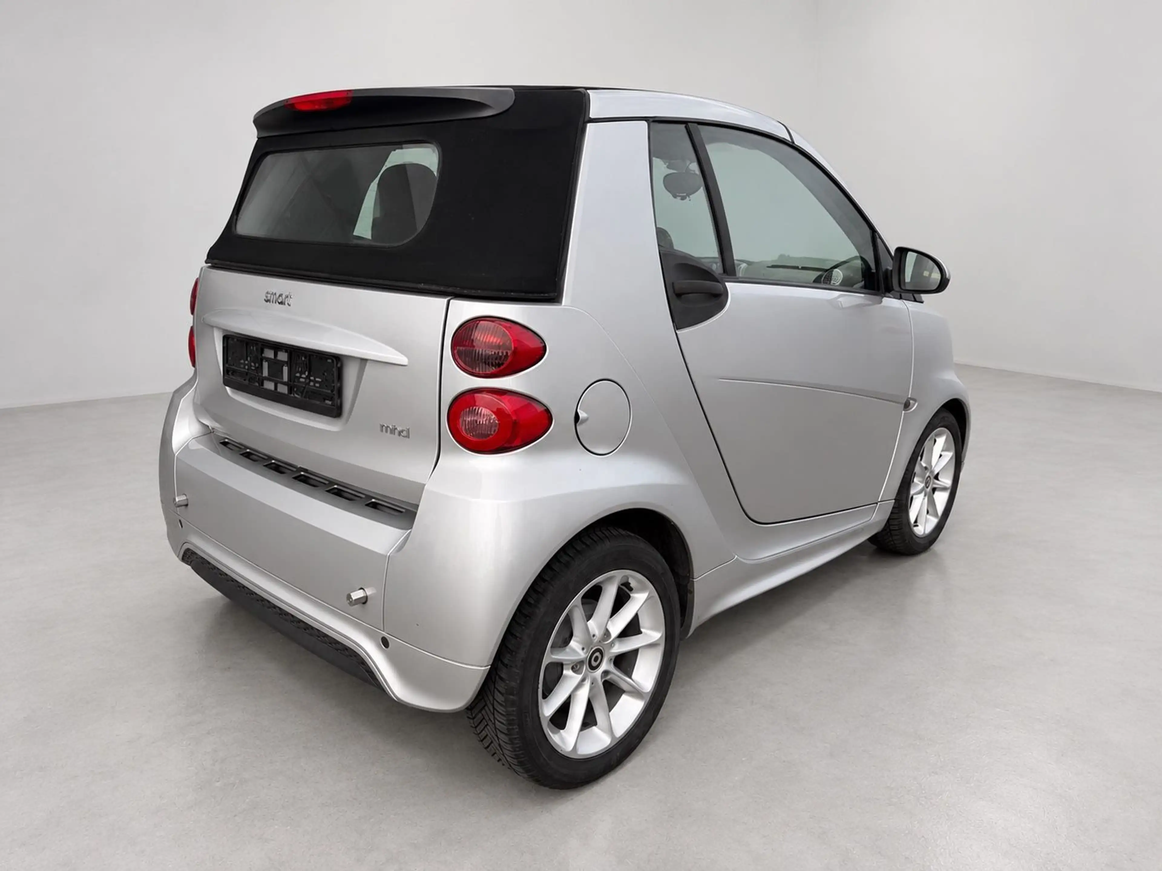 smart forTwo fortwo cabrio Micro Hybrid Drive 52 kW — photo 7