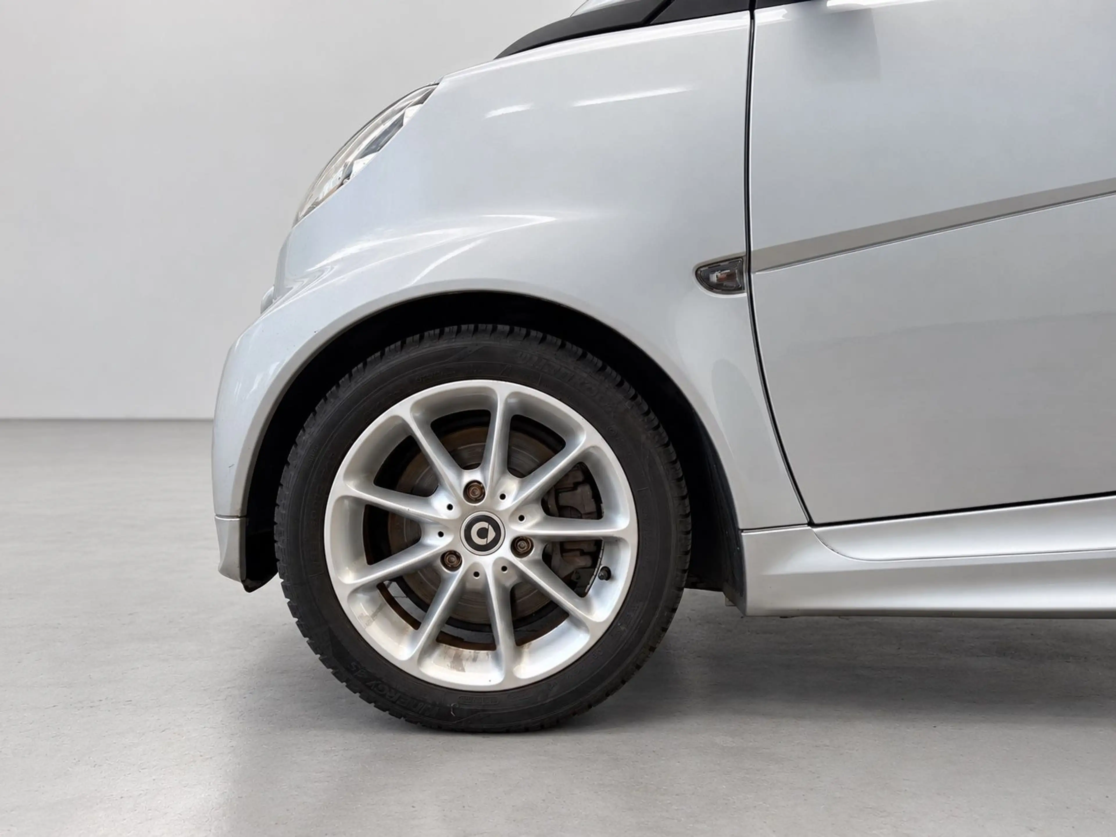 smart forTwo fortwo cabrio Micro Hybrid Drive 52 kW — photo 9