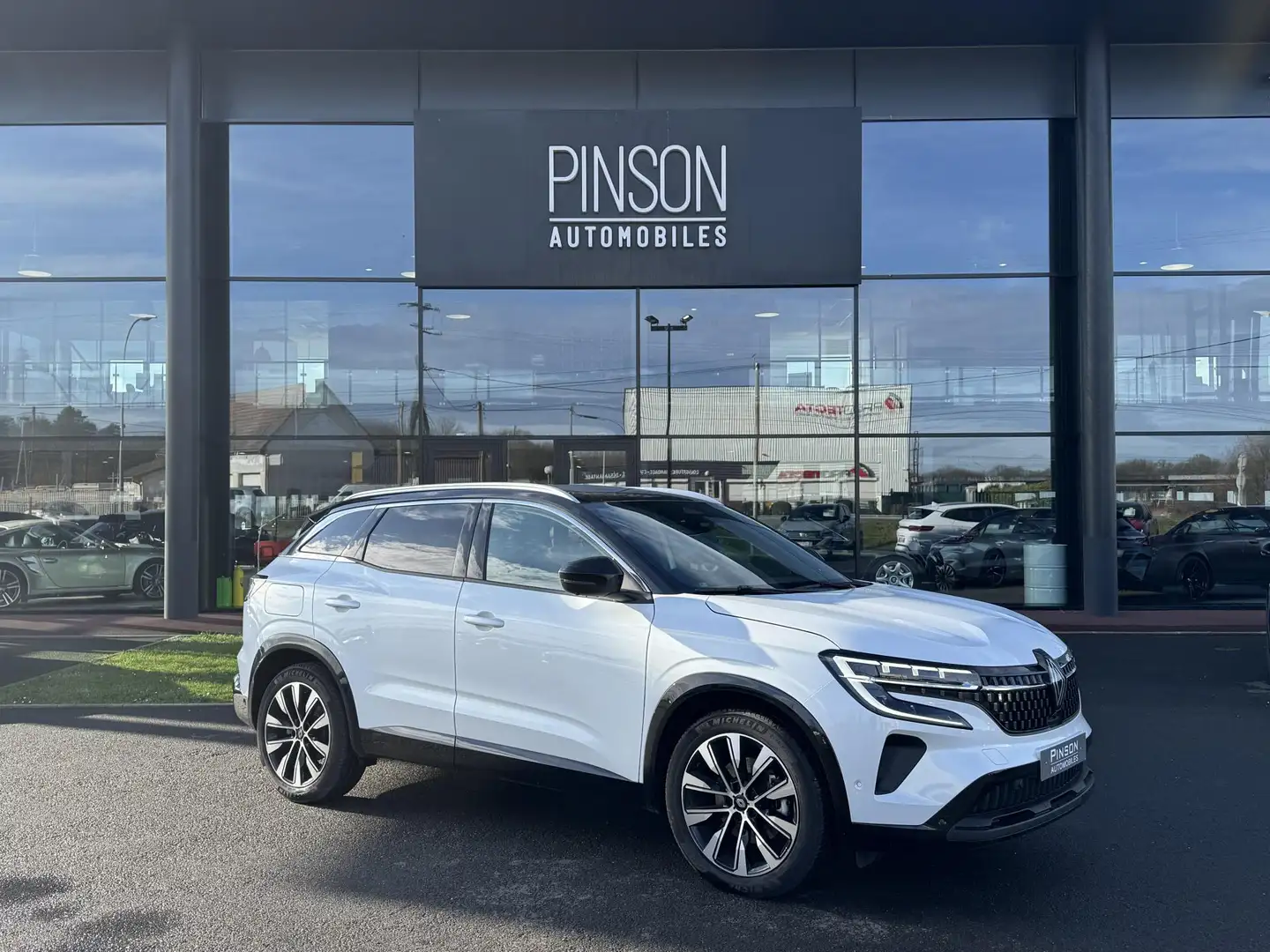 Renault Austral 1.2 E-Tech 200 Techno PHASE 2 Weiß - 1