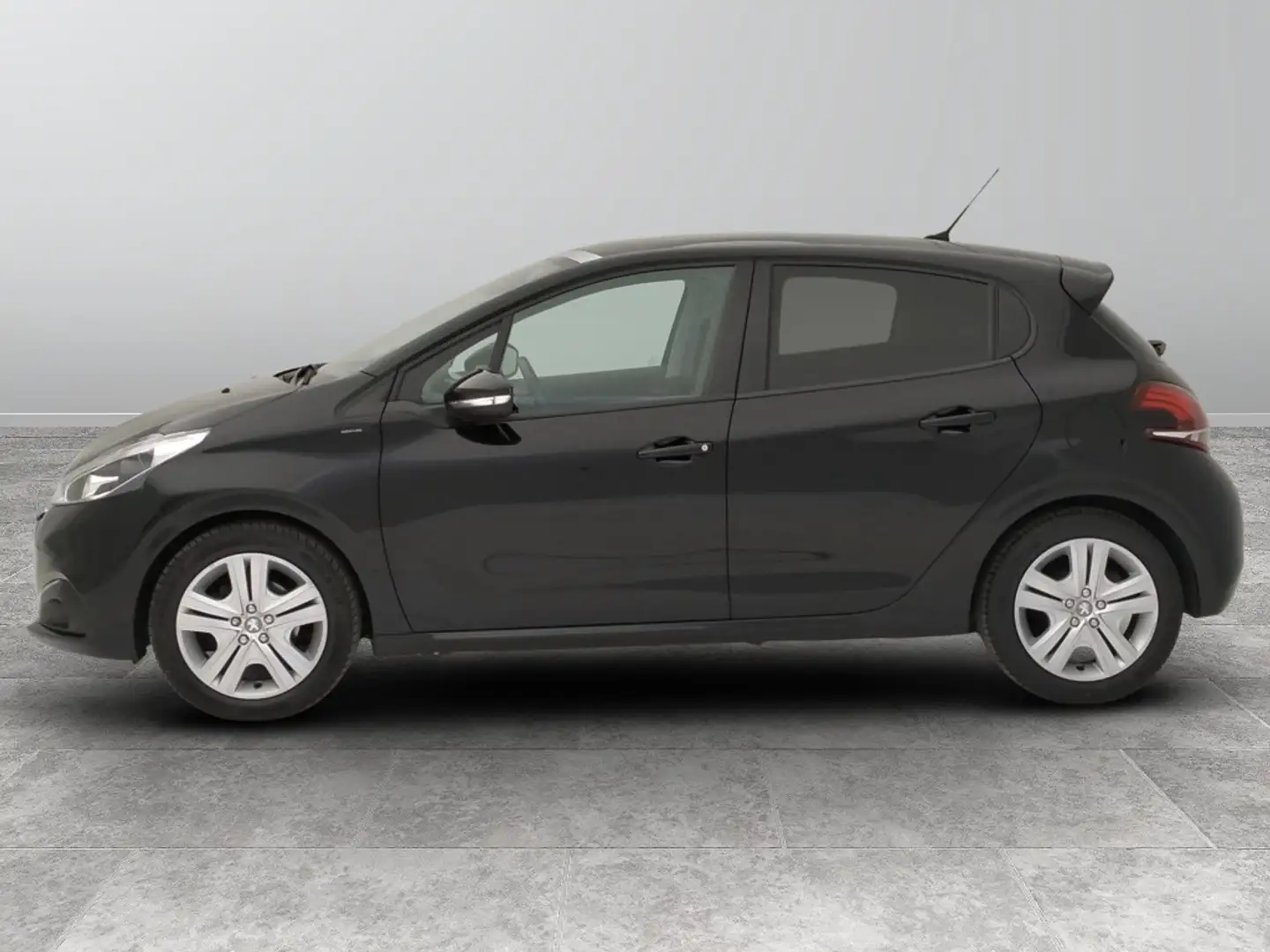 Peugeot 208 5 Porte 1.2 PureTech Active Schwarz - 2