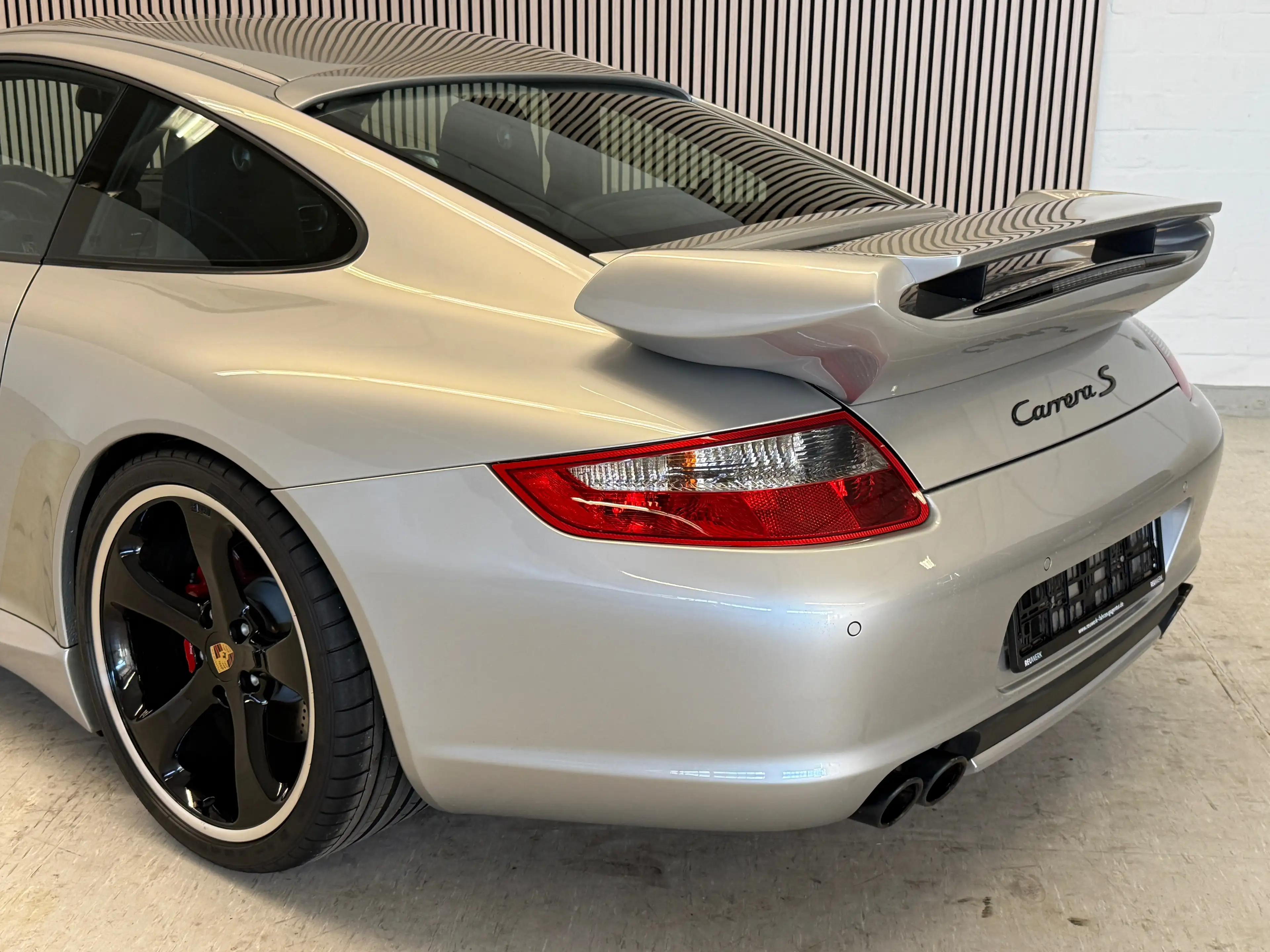 Porsche 997 Carrera S Coupe Schalter nur 6890KM Service neu — photo 12