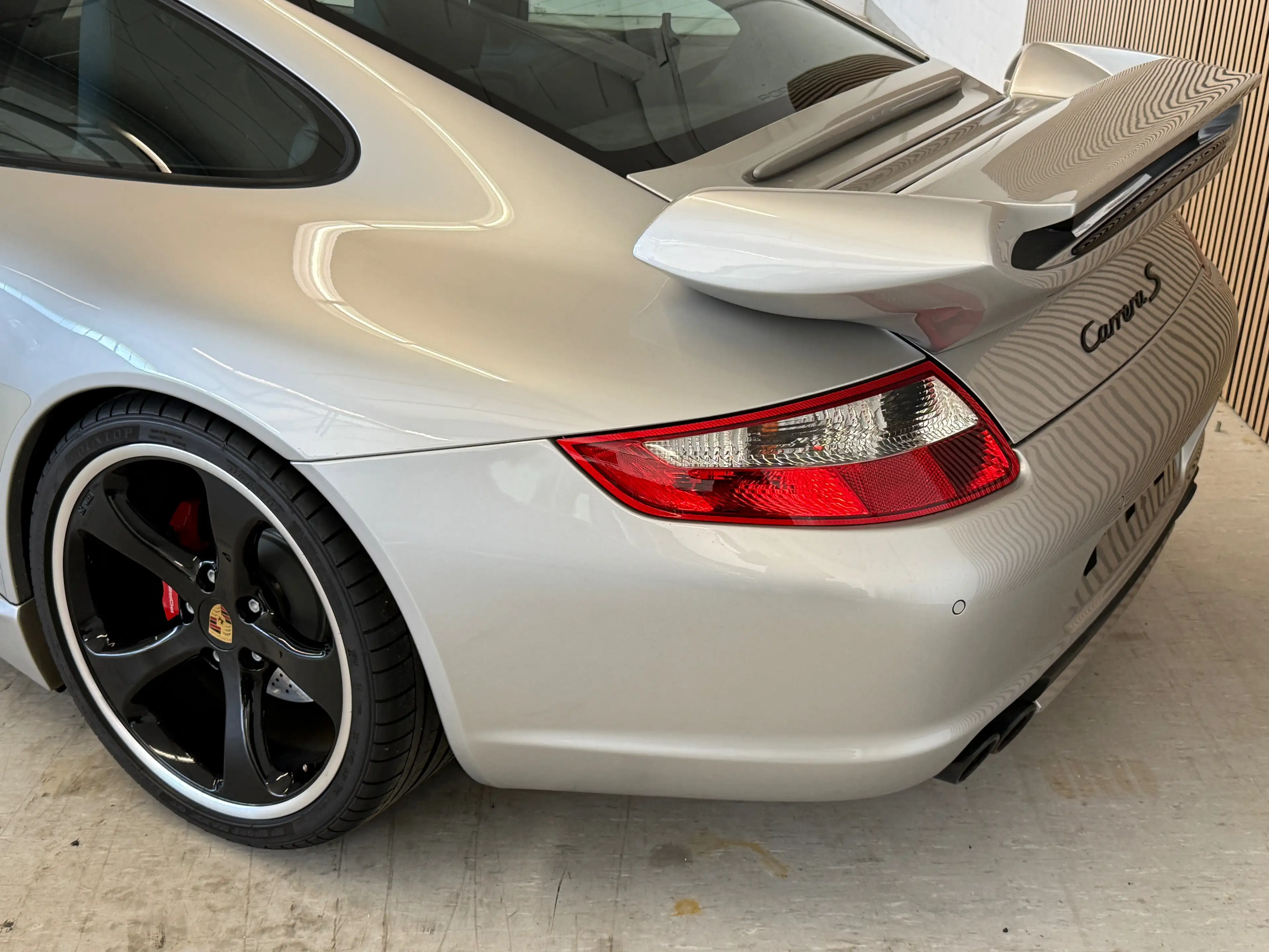 Porsche 997 Carrera S Coupe Schalter nur 6890KM Service neu — photo 9