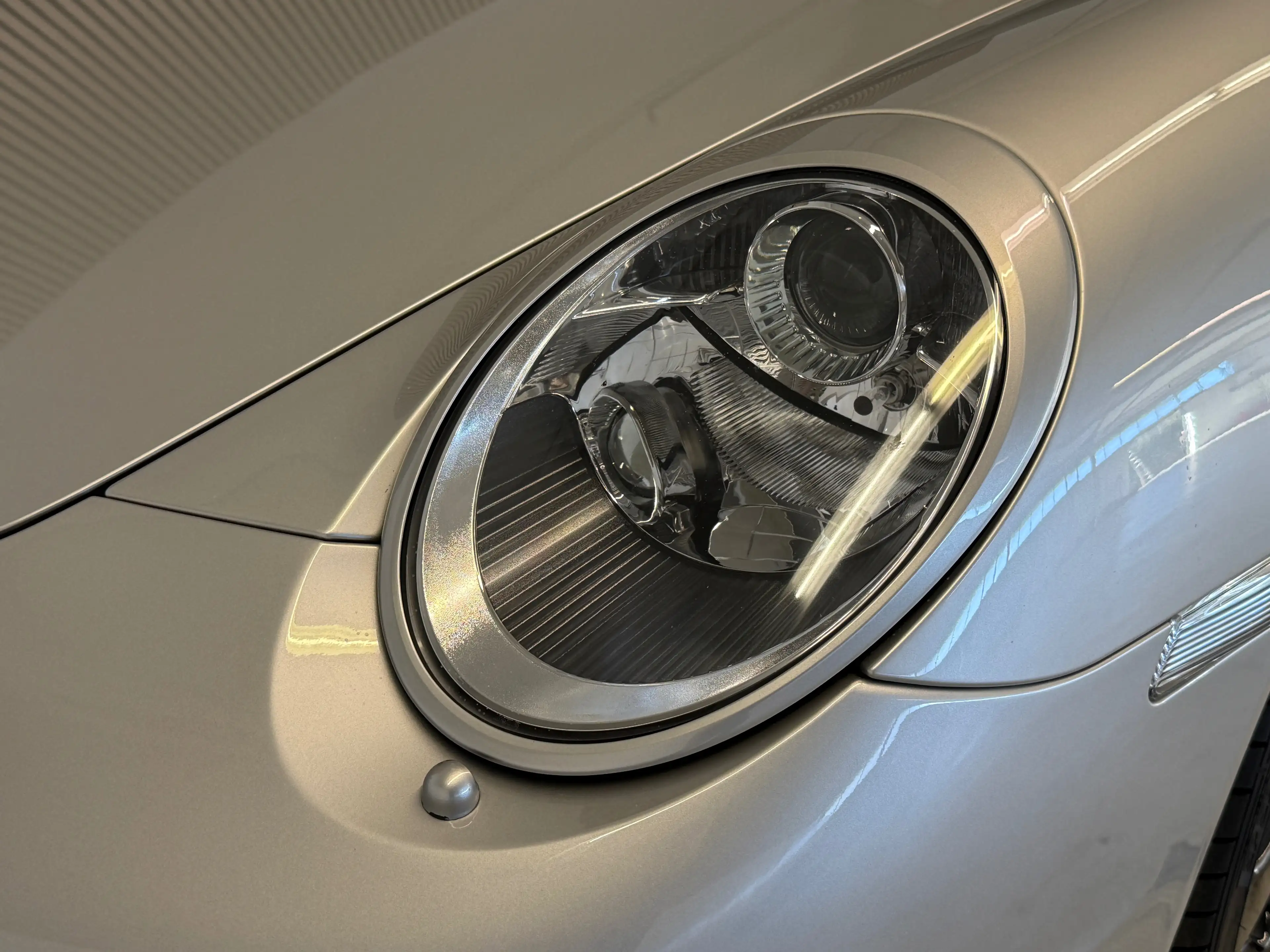 Porsche 997 Carrera S Coupe Schalter nur 6890KM Service neu — photo 4