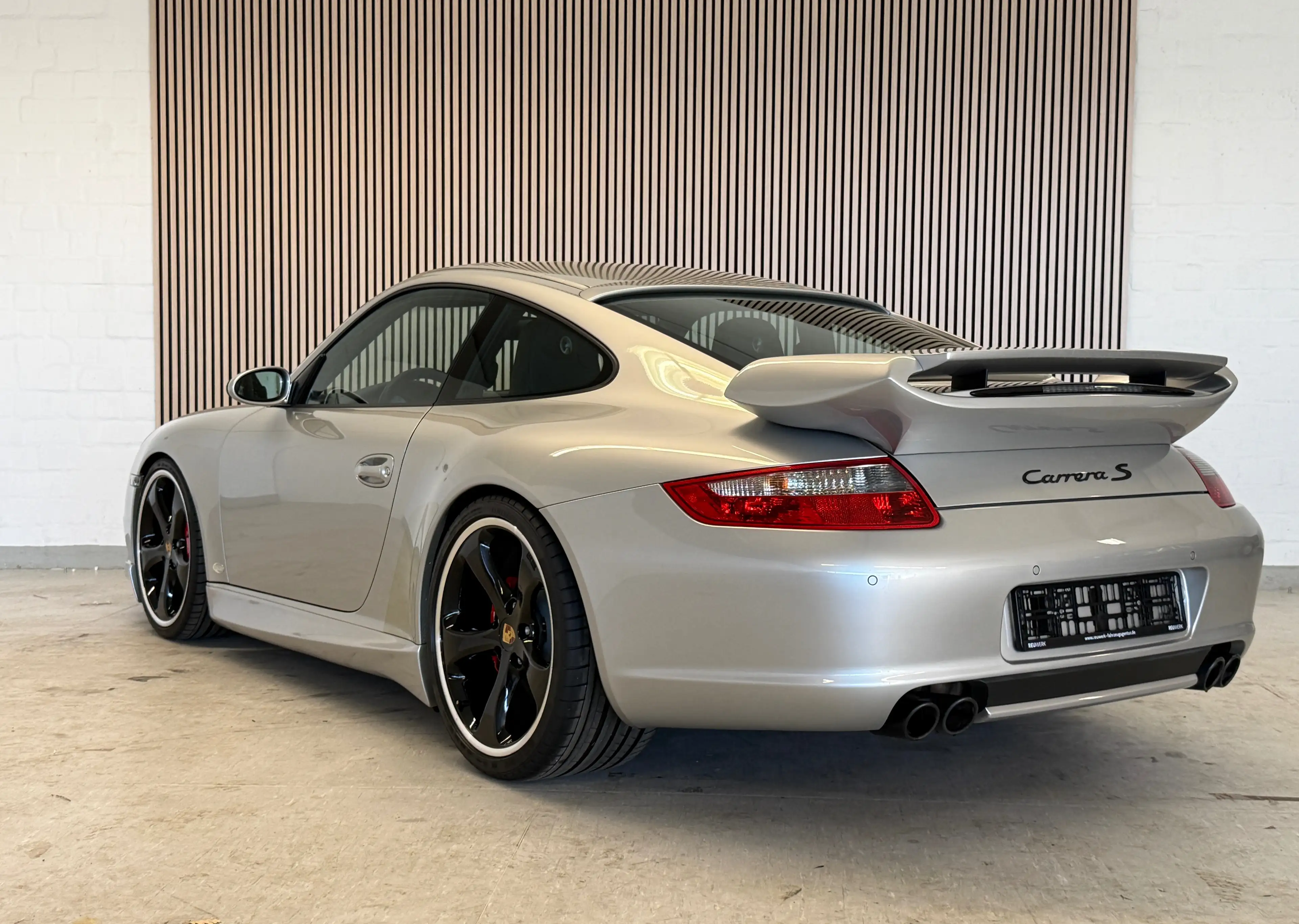Porsche 997 Carrera S Coupe Schalter nur 6890KM Service neu — photo 10