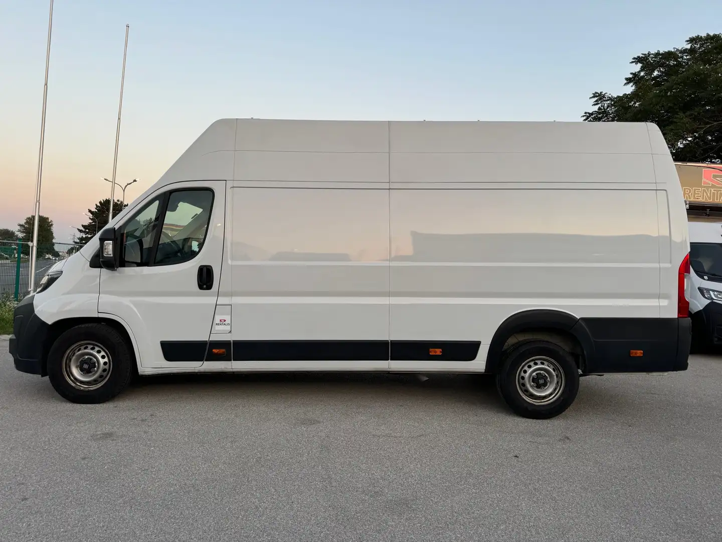 Fiat Ducato L4H3 KW 35 MAXI *Preis inkl. NoVA* (=CAMPER-Basis) Weiß - 2