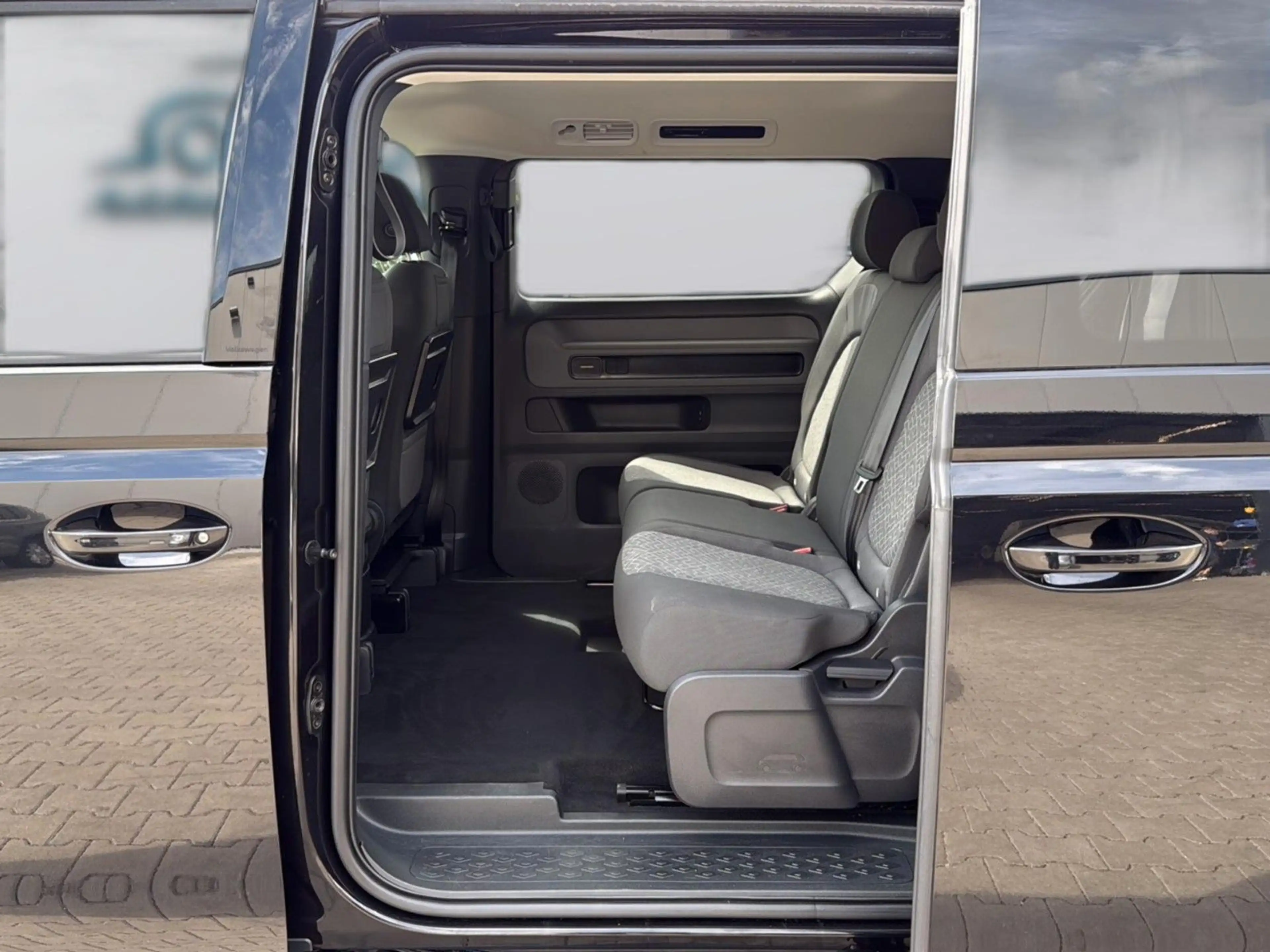 Volkswagen ID. Buzz Pro LR ACC H&K 360° 3ZK HuD QI LrHz — photo 9