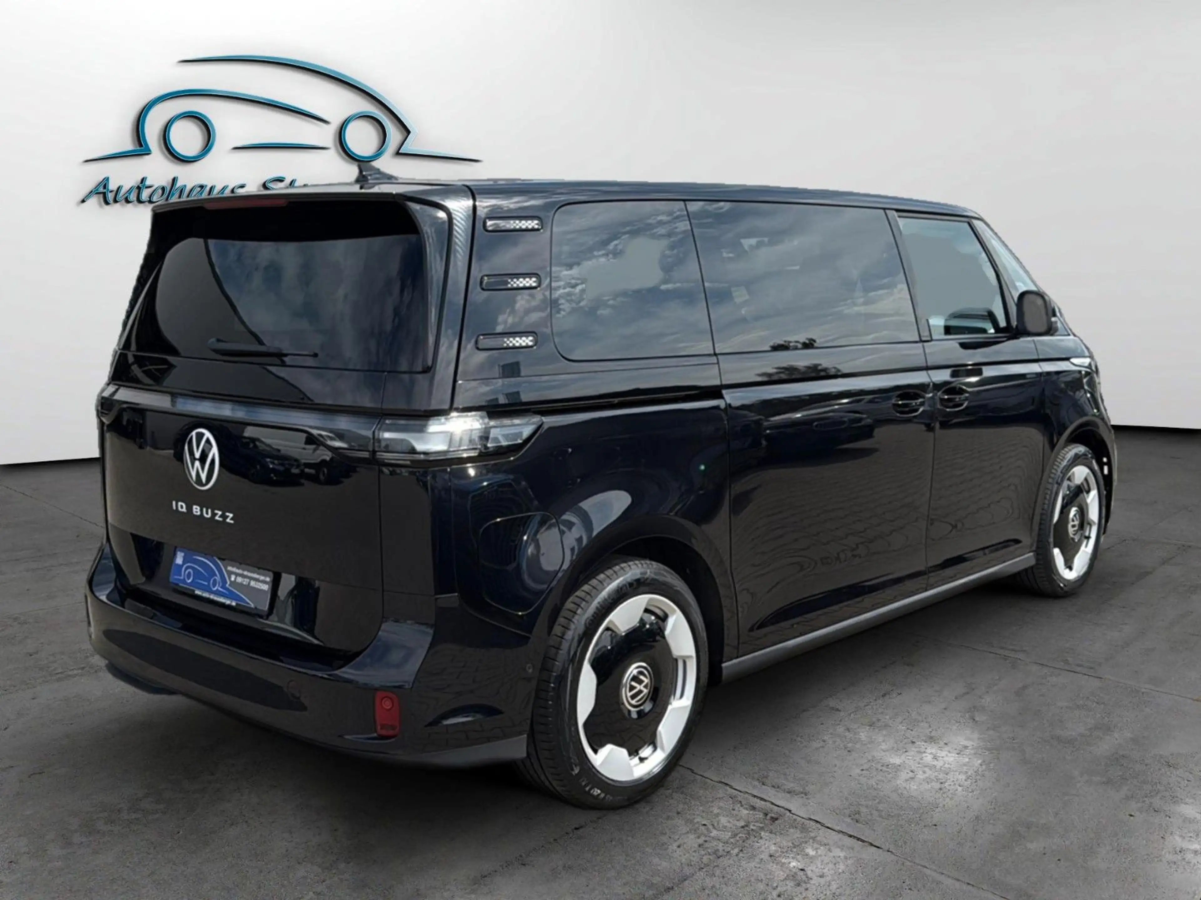 Volkswagen ID. Buzz Pro LR ACC H&K 360° 3ZK HuD QI LrHz — photo 5