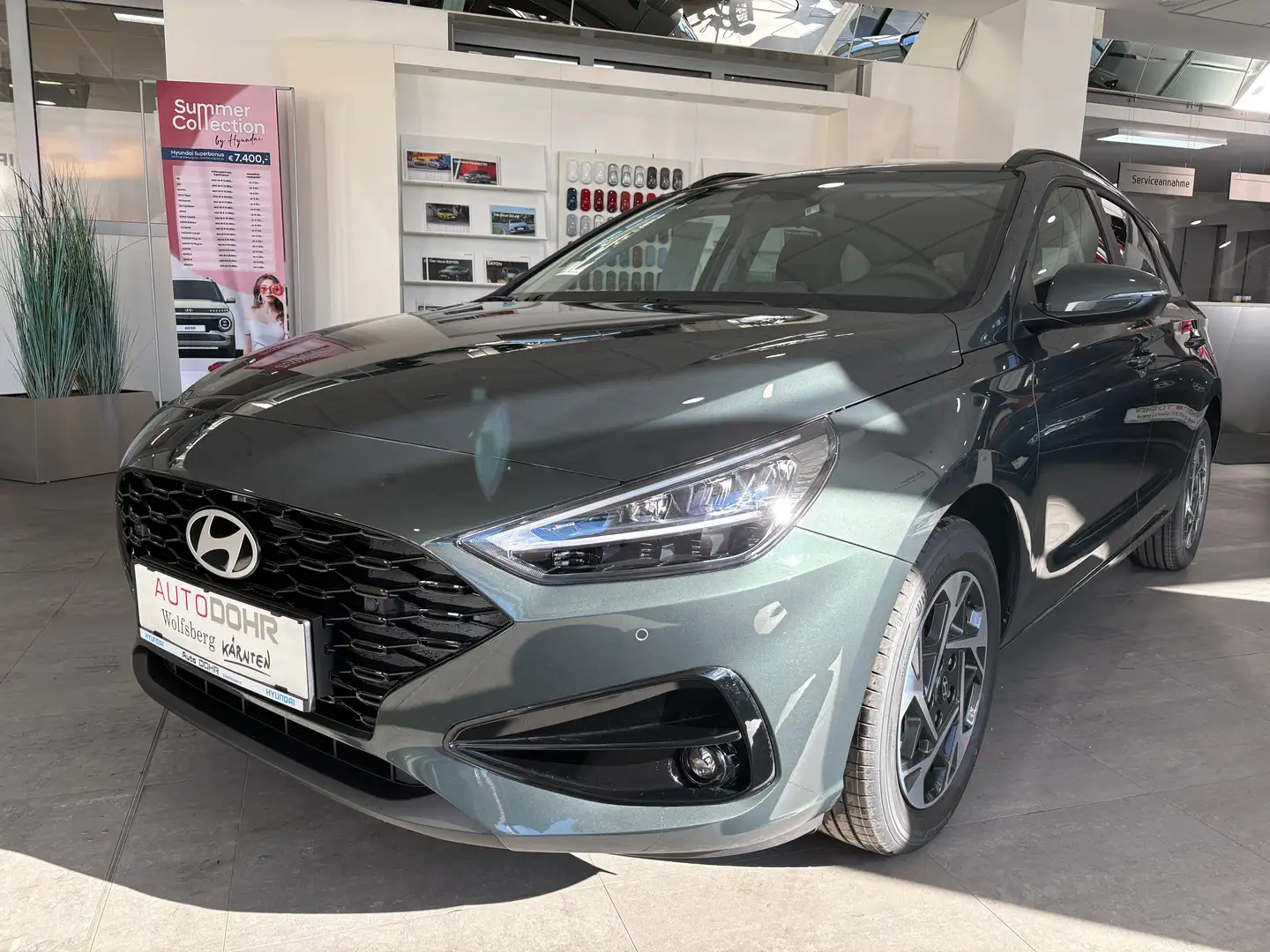 Hyundai i30 i30 Kombi 1,0 TGDI Go! Grün - 1