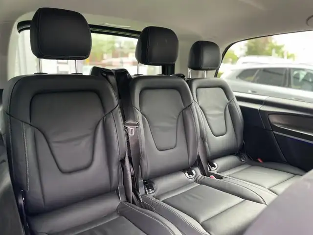 Mercedes-Benz V-Class view 6