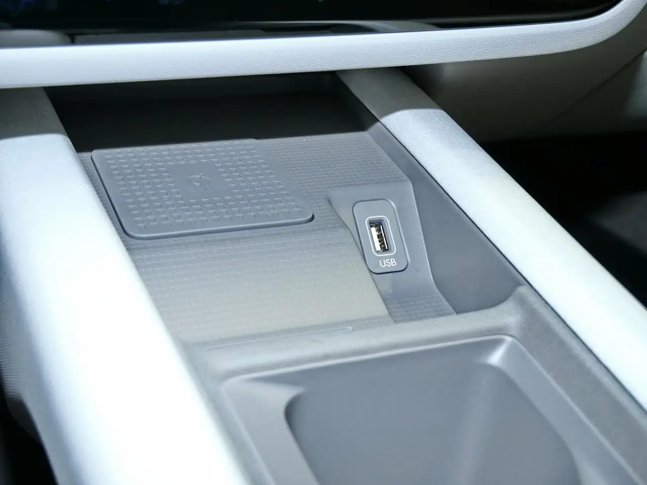 Hyundai Ioniq 6 4WD 77,4kWh Batt. 325 PS UNIQ 20", миниатюра 18