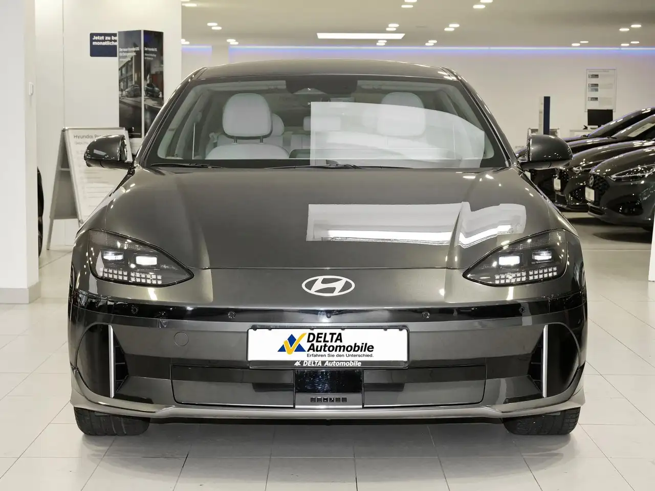 Hyundai Ioniq 6 4WD 77,4kWh Batt. 325 PS UNIQ 20", миниатюра 8