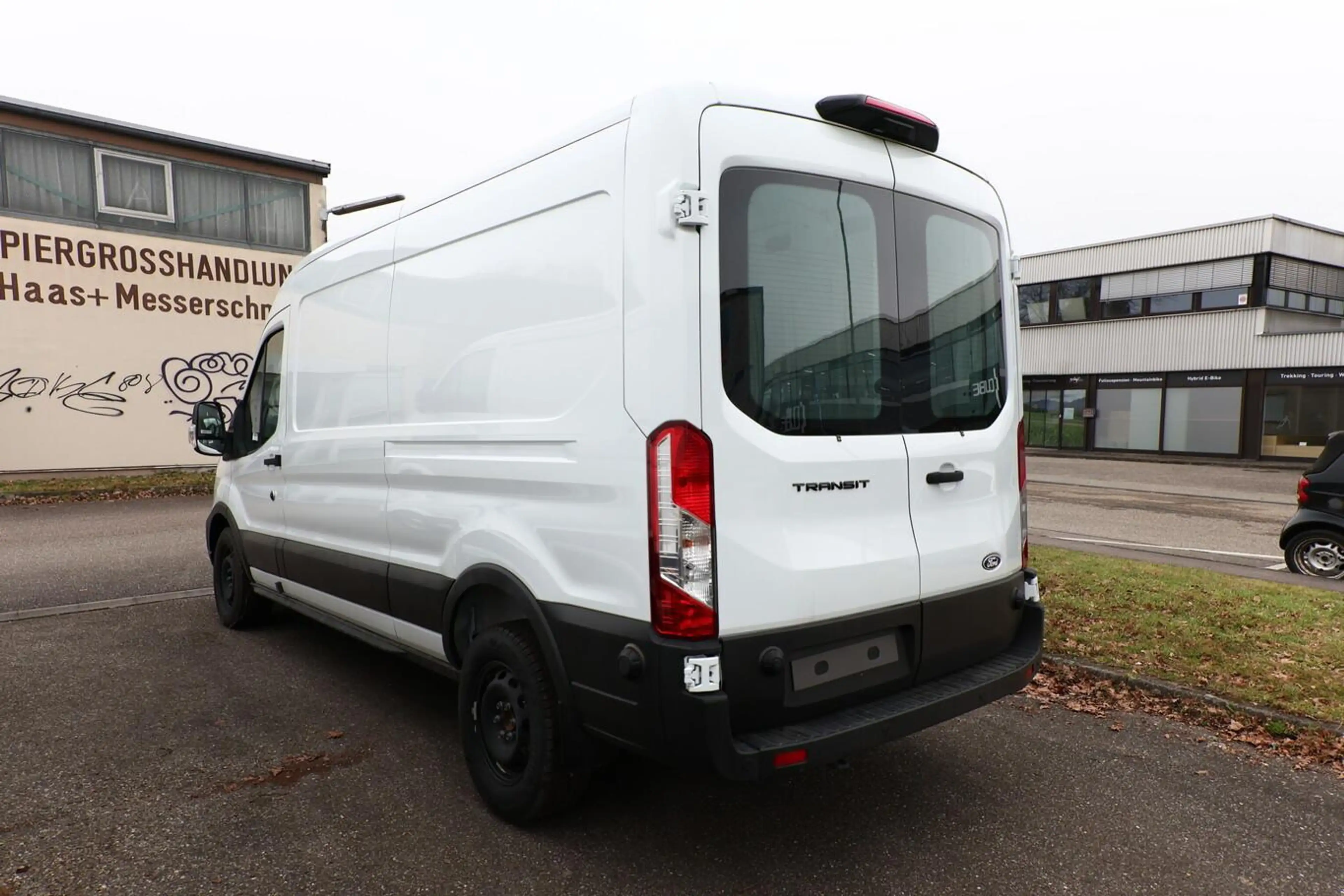 Ford Transit Trend 350 L3H2 SHZ SYNC4 Kam 3-S Temp 96 kW (13... — photo 4