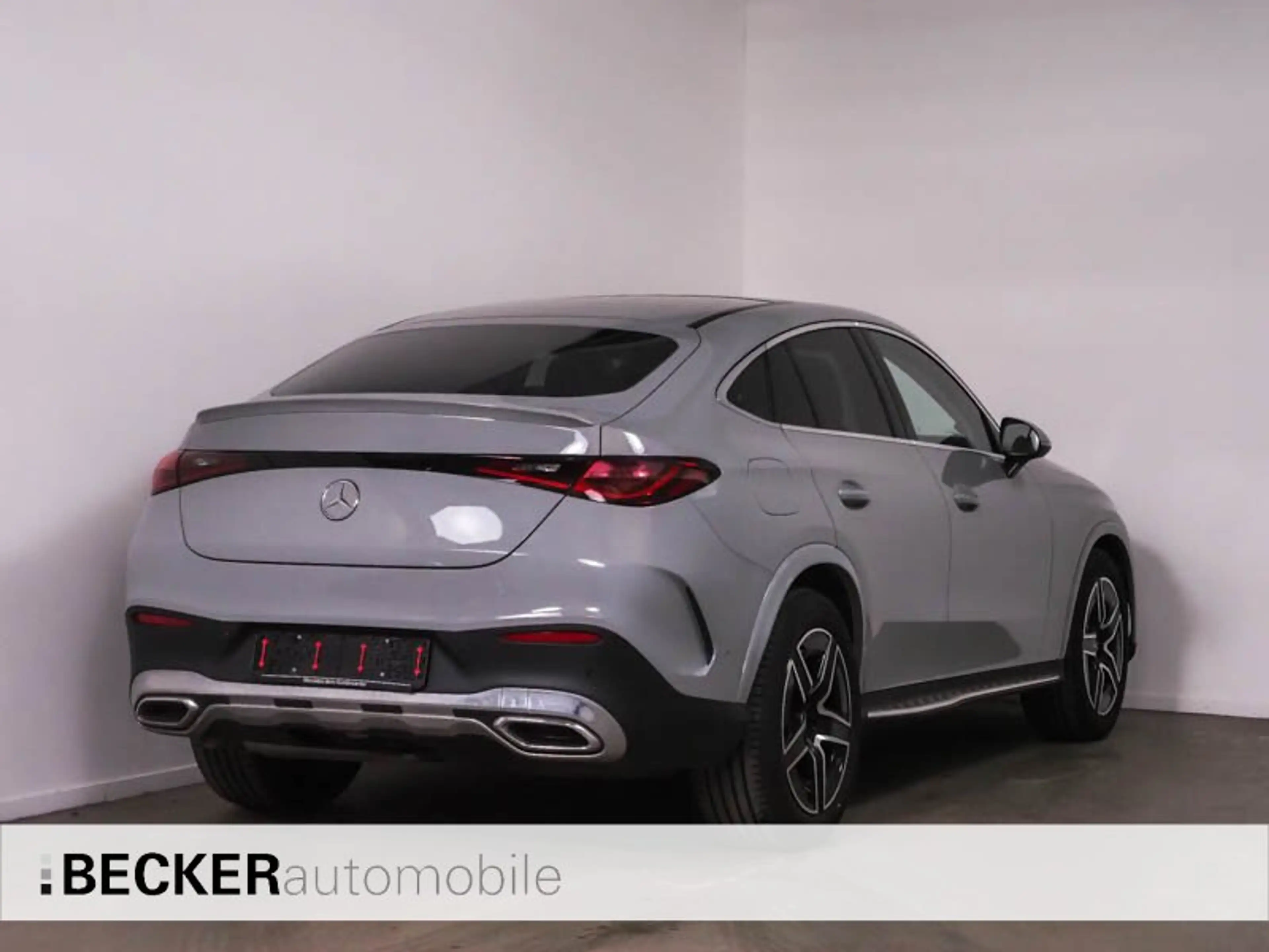 Mercedes-Benz GLC 450 d 4M Coupé AMG PANORAMA AHK BURMESTER — photo 3