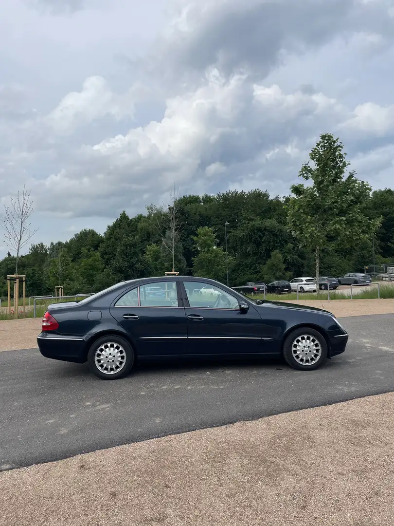 Mercedes-Benz E 240 E 240 4Matic Elegance - 2