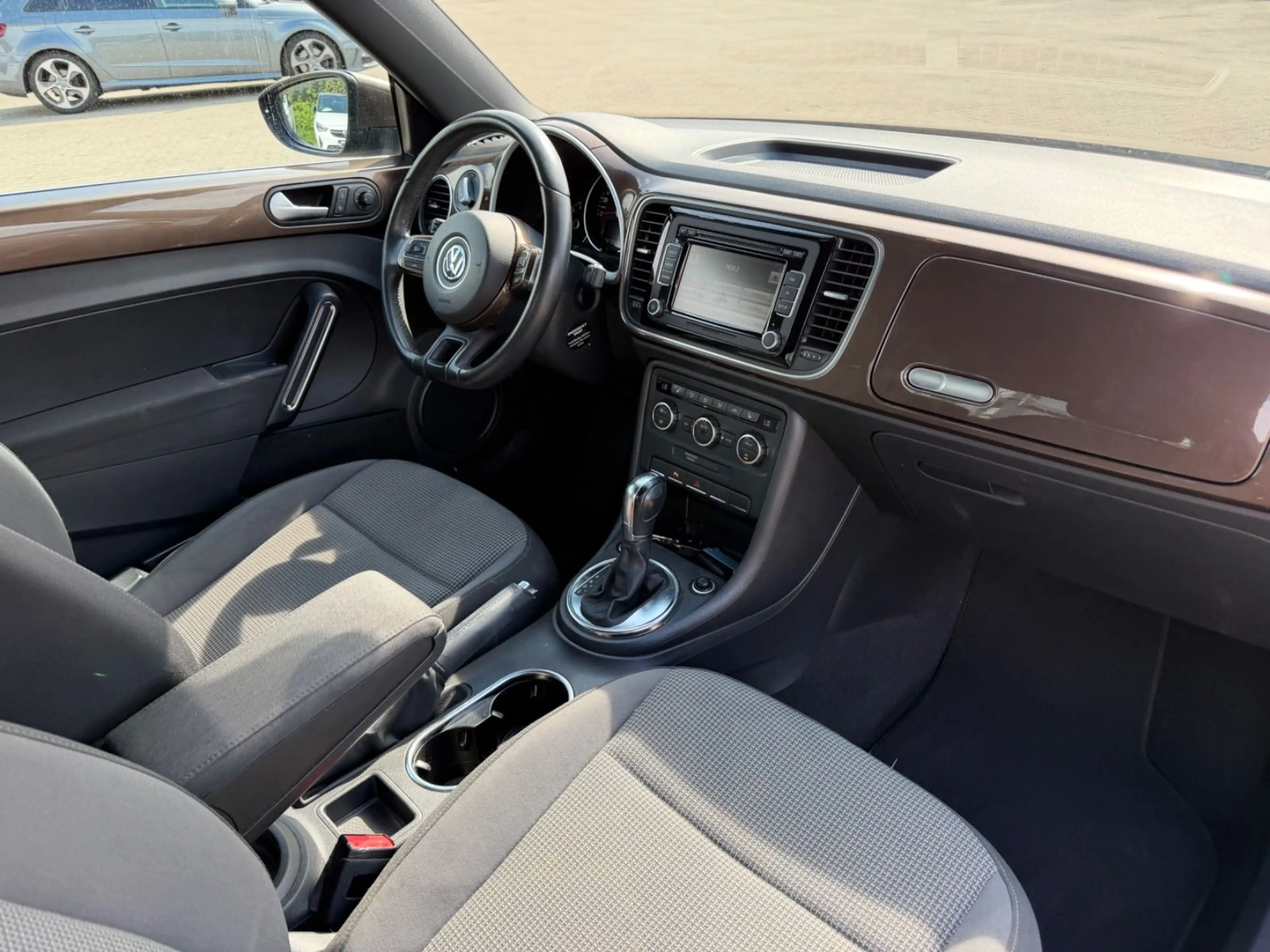 Volkswagen Beetle Lim. Design/2,0/EURO5/KLIMA/ — photo 15