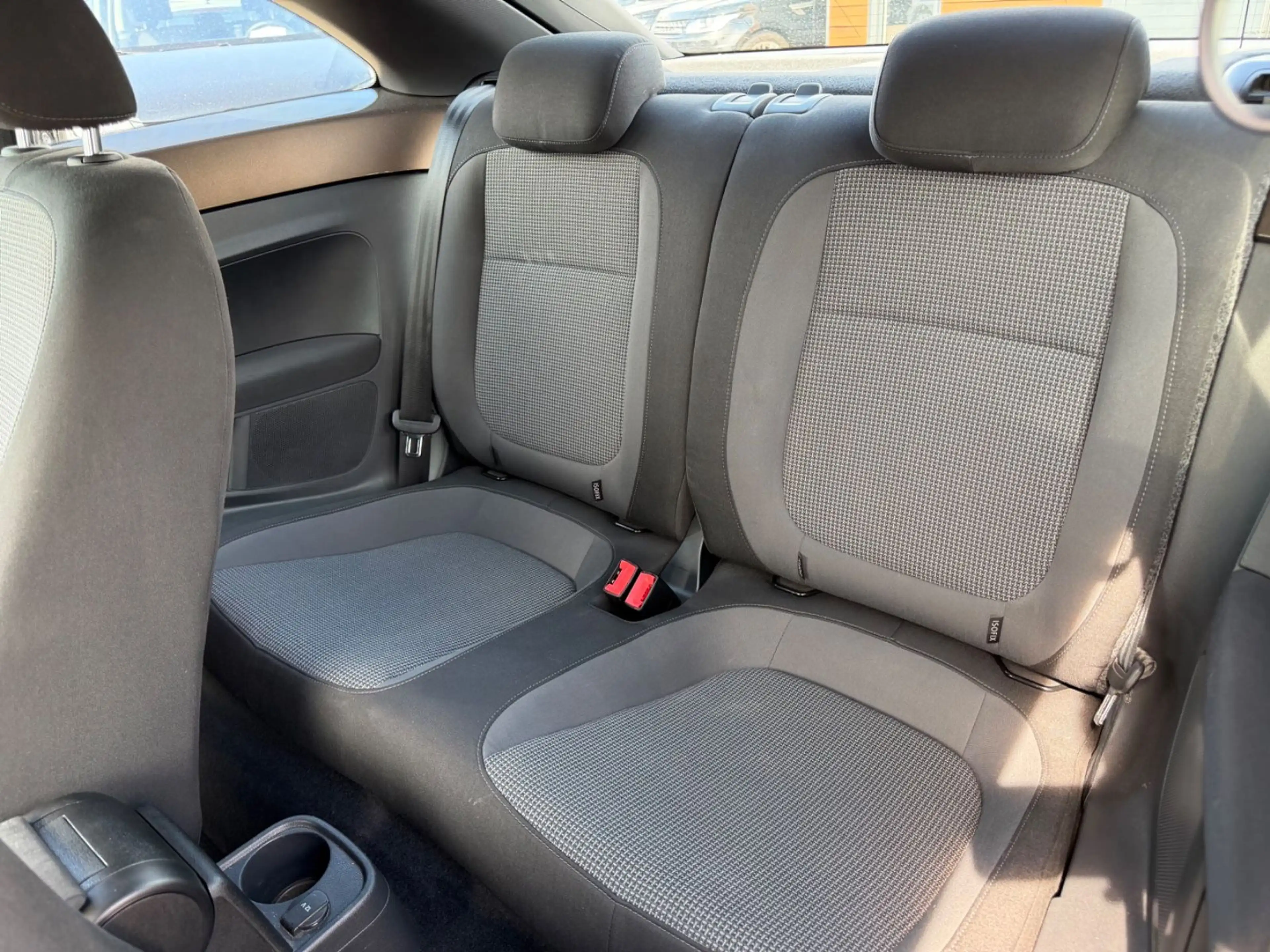 Volkswagen Beetle Lim. Design/2,0/EURO5/KLIMA/ — photo 12