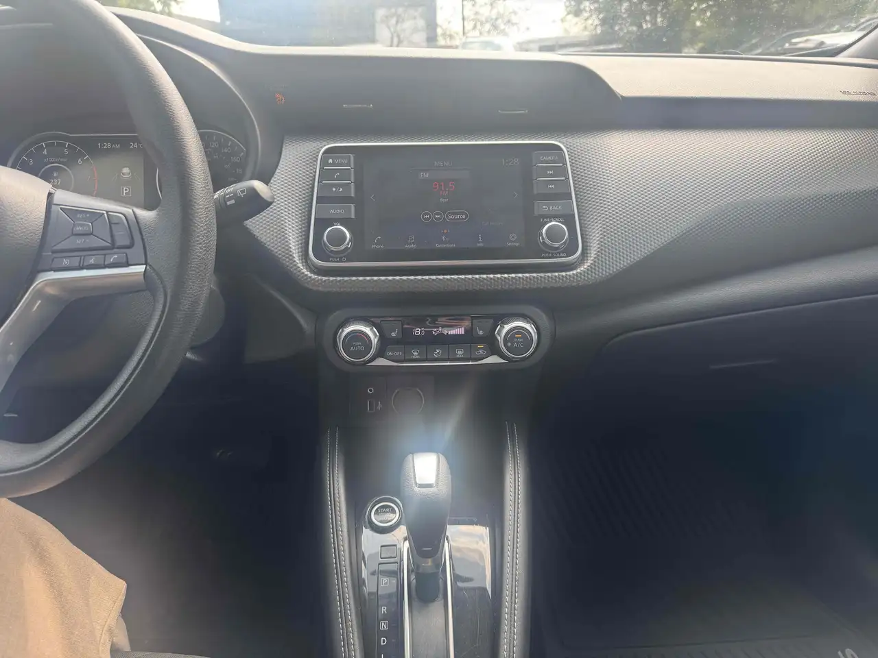 Nissan Kicks снимка Nissan Kicks