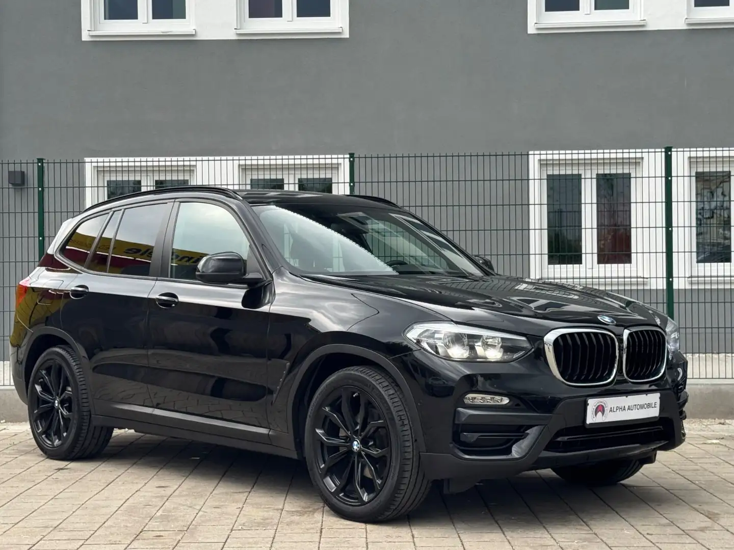 BMW X3 xDrive 20i/KLIMA/NAVI Nero - 2
