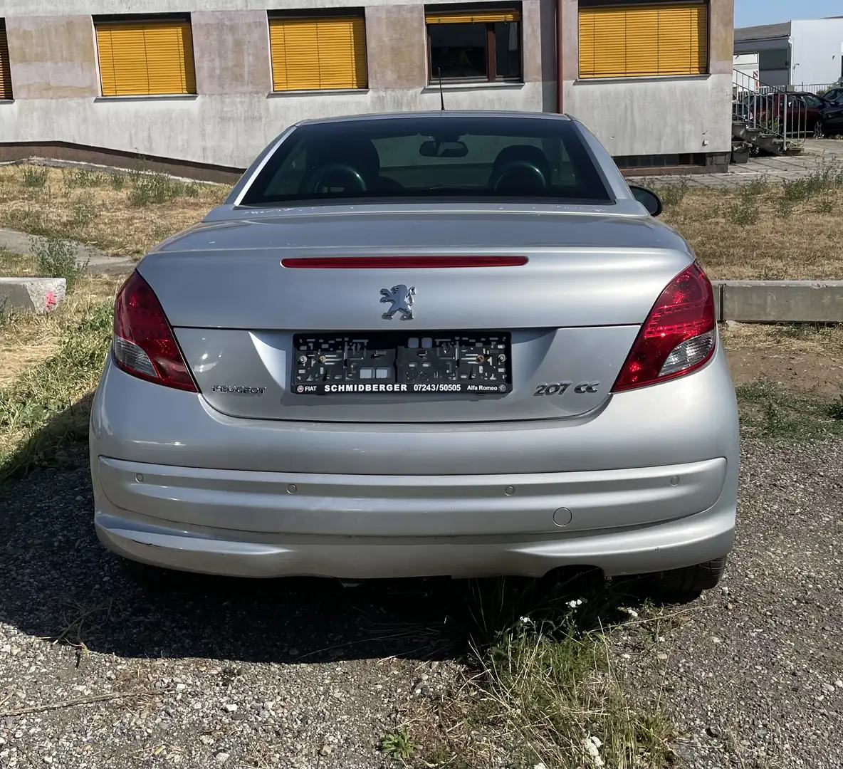 Peugeot 207 CC Ö3 Edition 1,6 VTi 16V Grau - 2