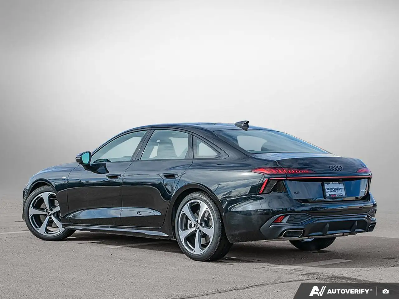 Audi A6 снимка Audi A6