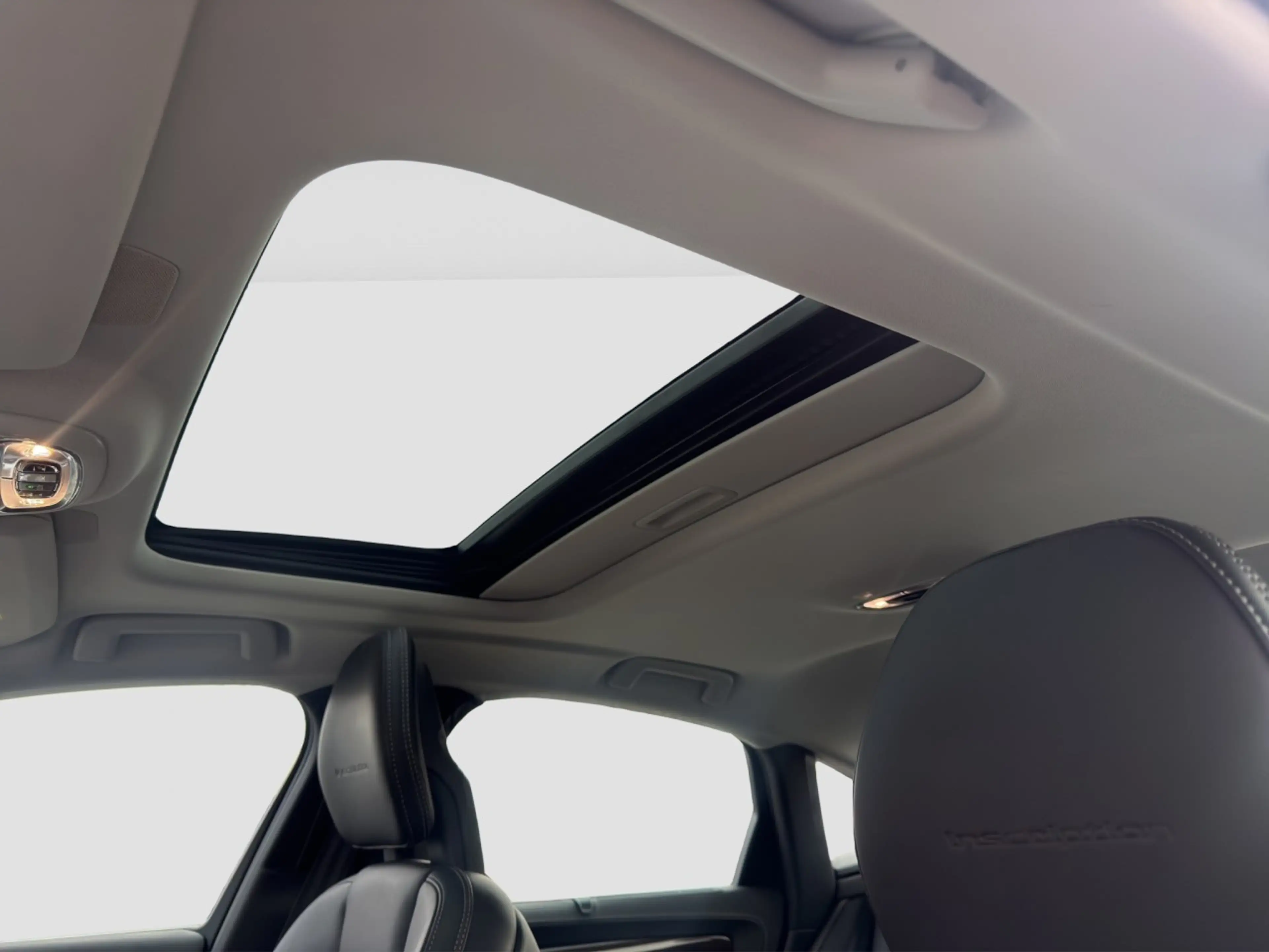 Volvo S90 T6 Inscription AWD/Navi/AHK/Pano/HuD/360Kam Klima — photo 15