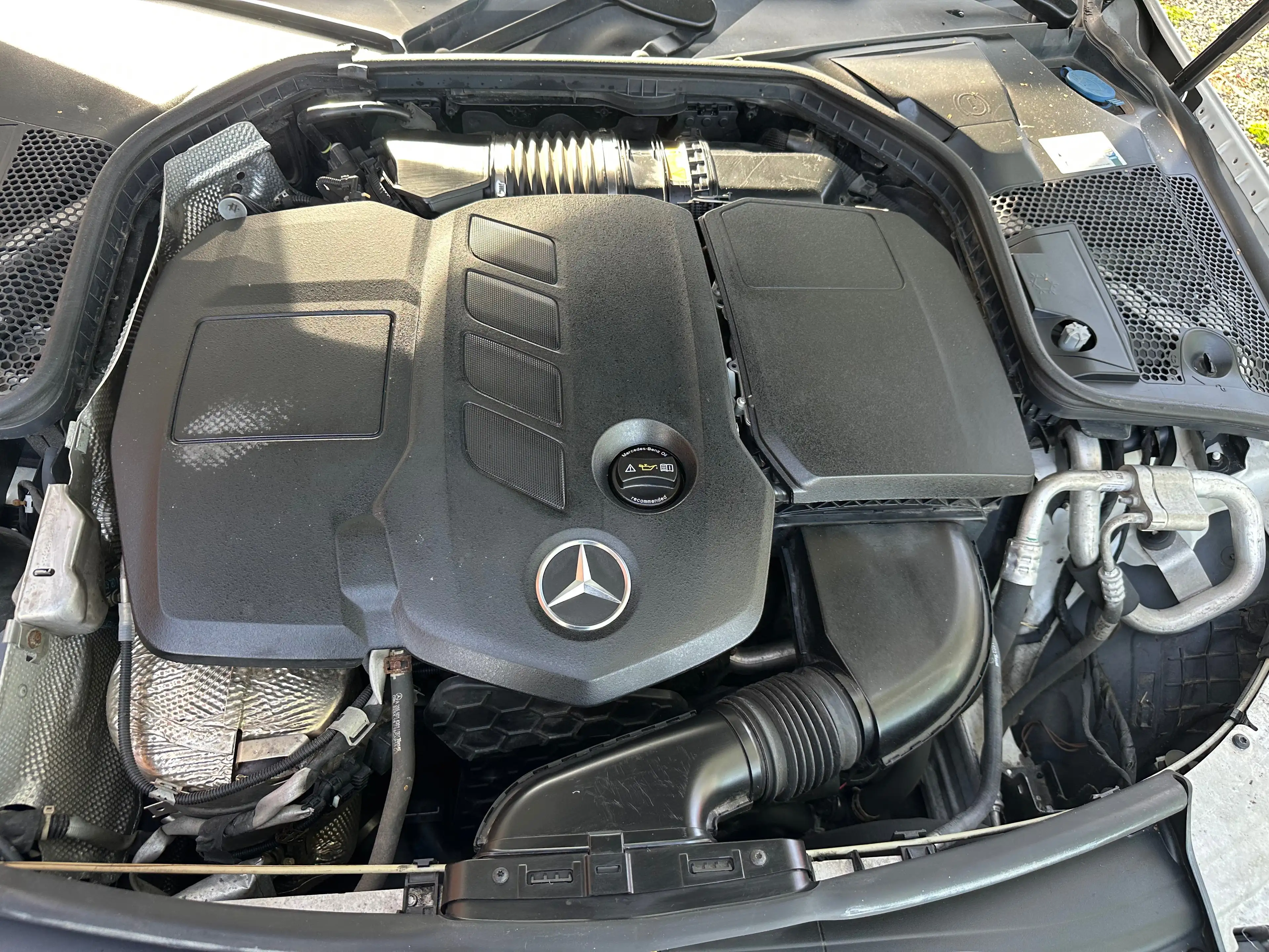 Mercedes-Benz C 220 C-Klasse T-Modell Diesel d T 9G-TRONIC AMG Line — photo 15
