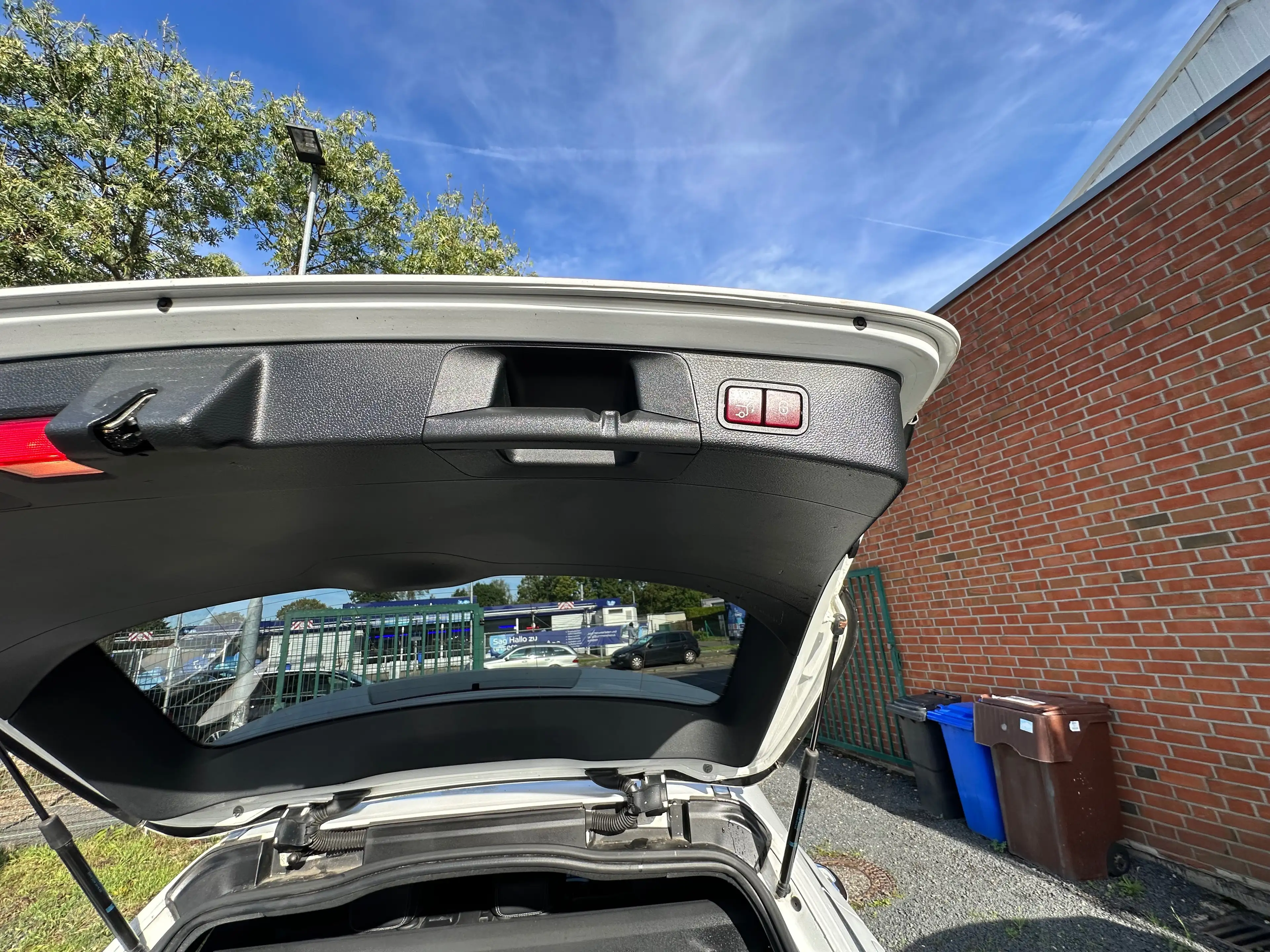 Mercedes-Benz C 220 C-Klasse T-Modell Diesel d T 9G-TRONIC AMG Line — photo 18