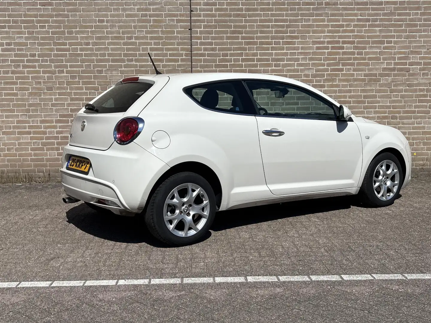 Alfa Romeo MiTo 1.4 Distinctive | Cruise | Climate | PDC | Wit - 2