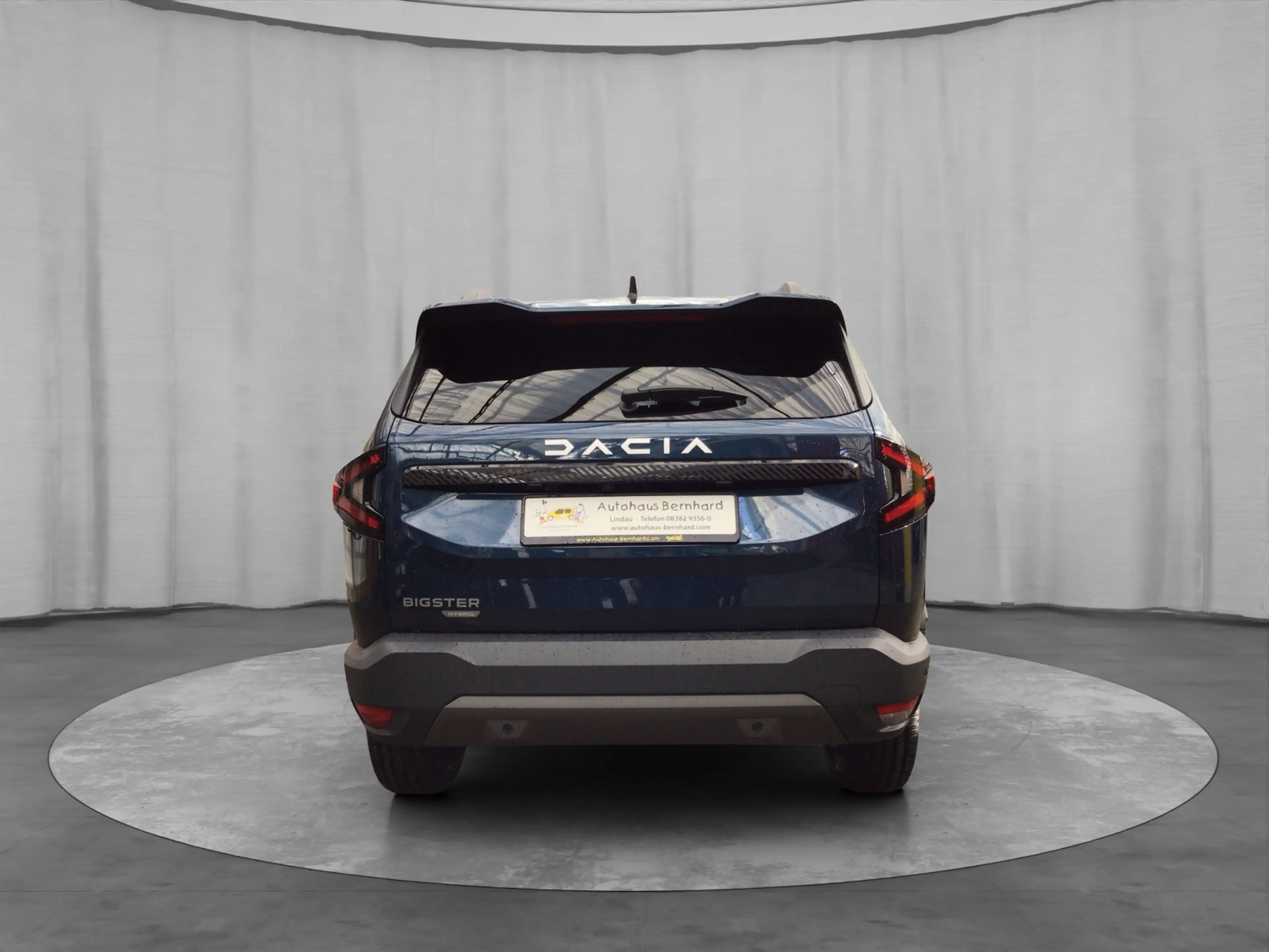 Dacia Bigster Hybrid 155 Journey — photo 4