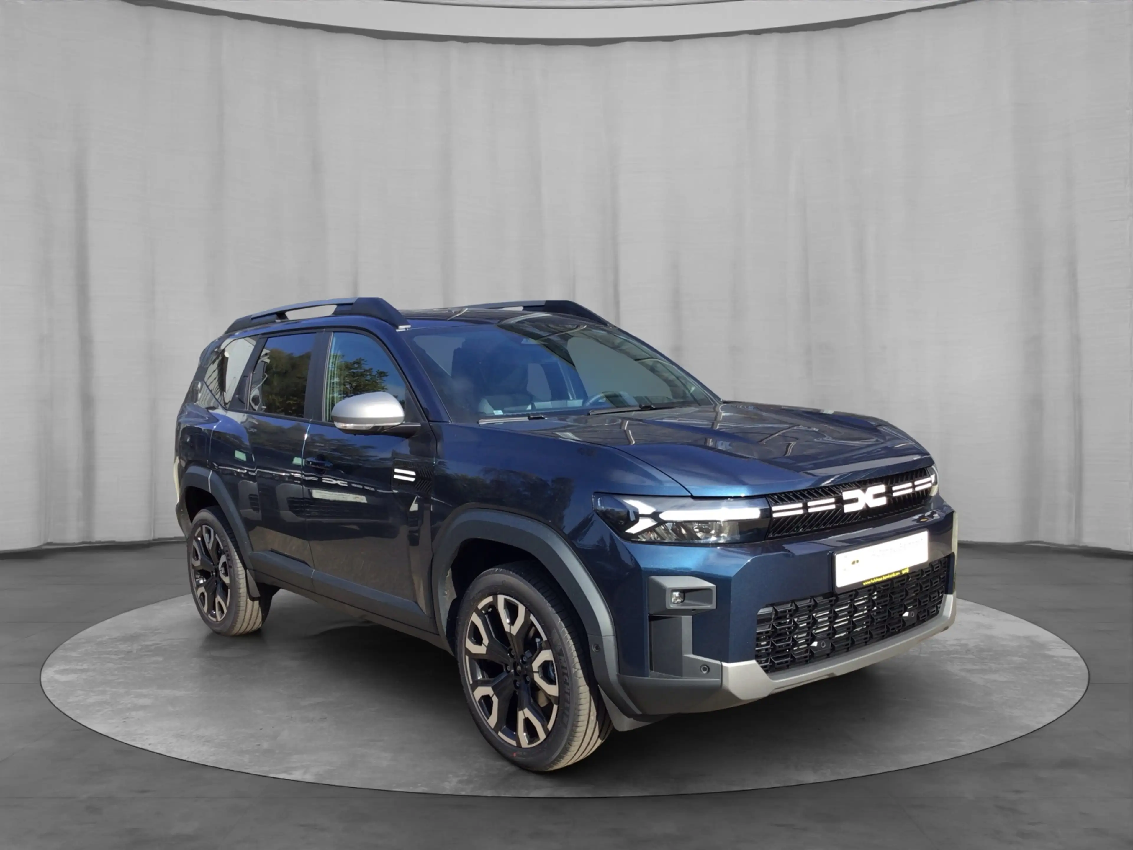 Dacia Bigster Hybrid 155 Journey — photo 8