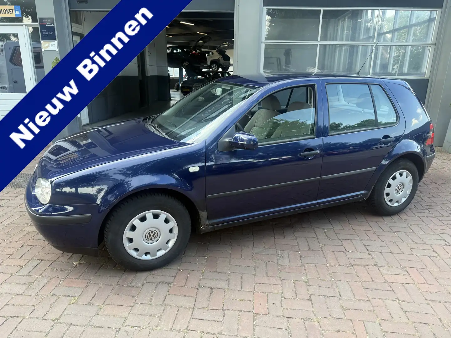 Volkswagen Golf 1.6 Trendline apk 05-2025 leuk beginners auto Blauw - 1