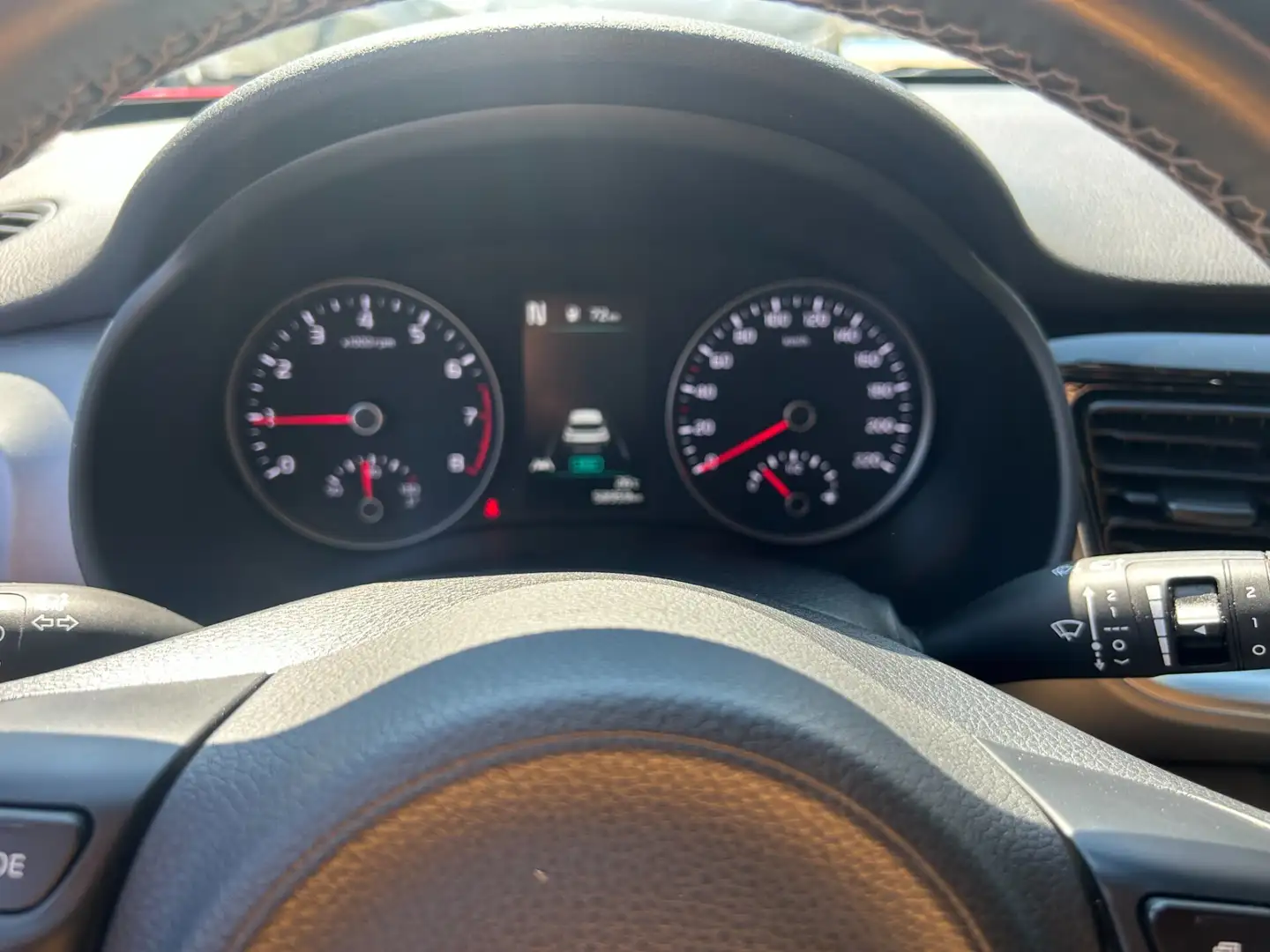 Kia Stonic 1.0 T-GDi 100 CV MHEV iMT Style Rosso - 1