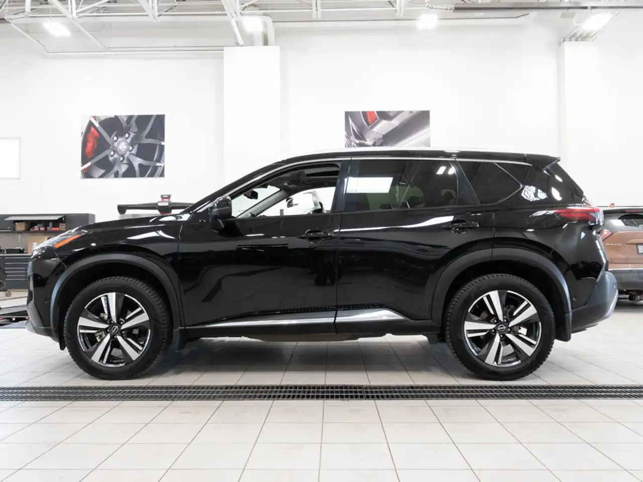 Nissan Rogue снимка Nissan Rogue