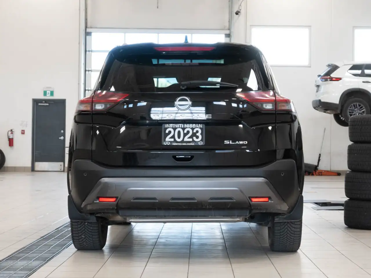 Nissan Rogue снимка Nissan Rogue
