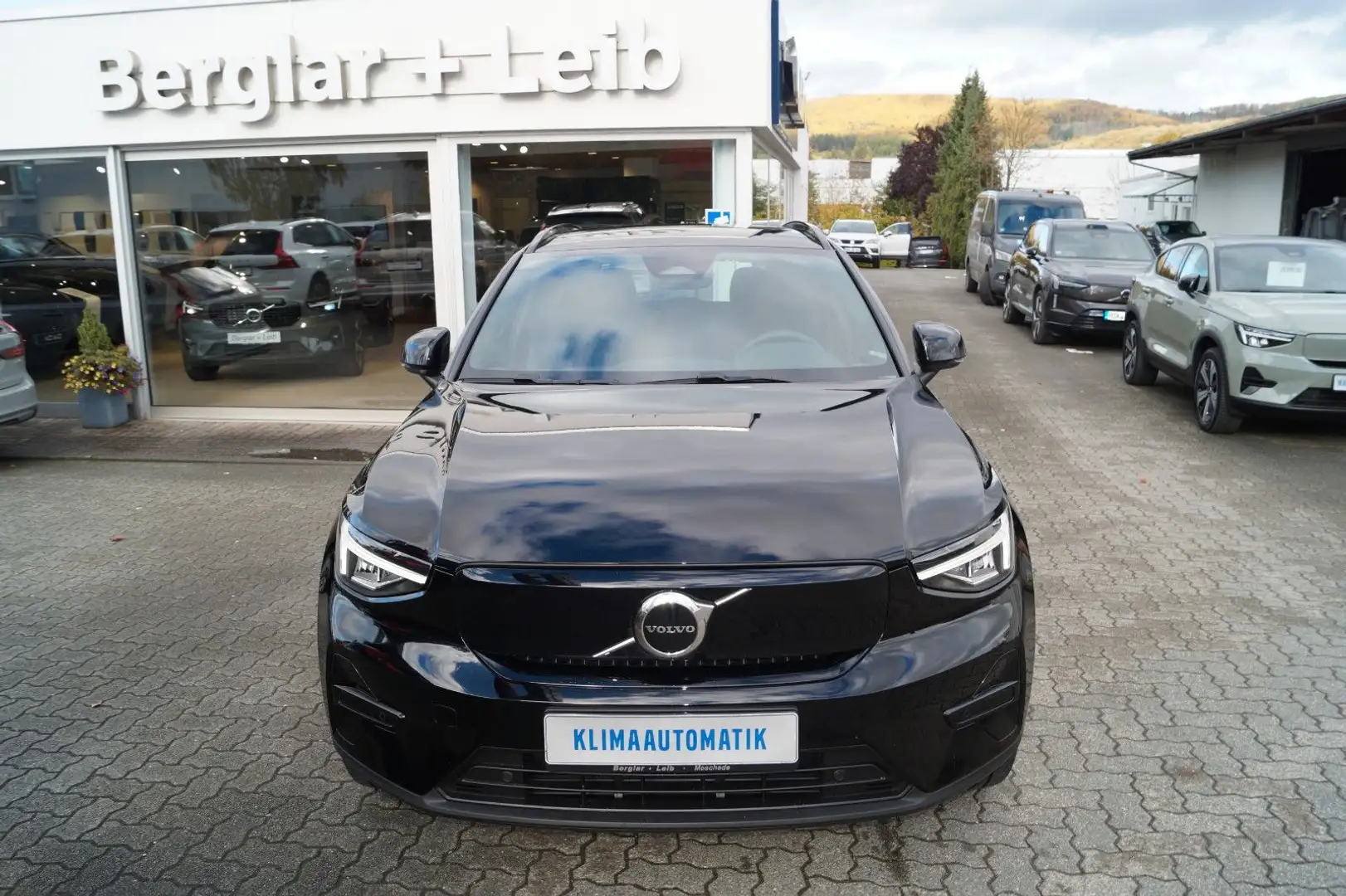 Volvo XC40 Recharge Single 2WD Plus Aut./BLIS/ACC/19" Schwarz - 1