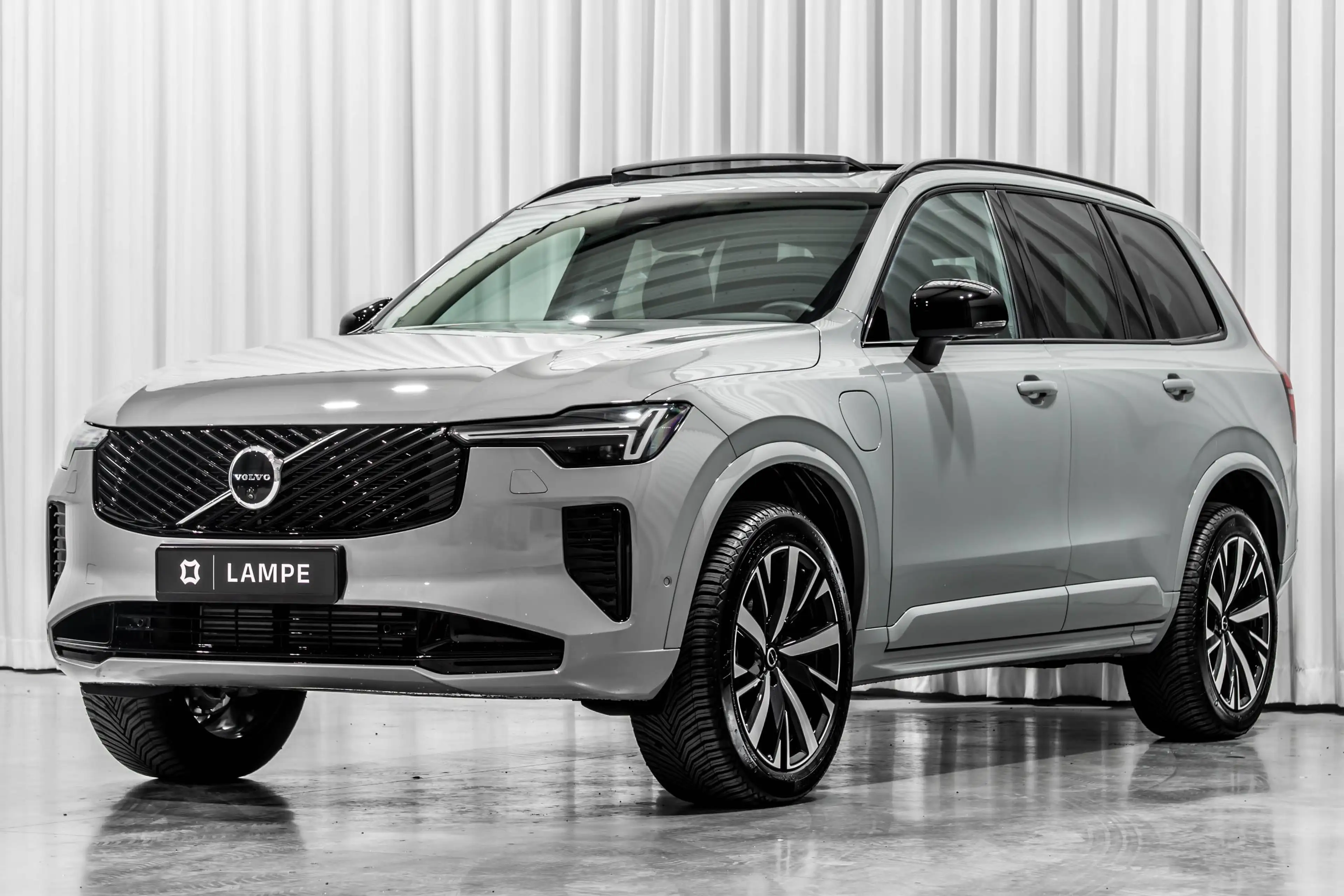 Volvo XC90 T8 eAWD Plus Dark Pano Harman/Kardon — photo 3