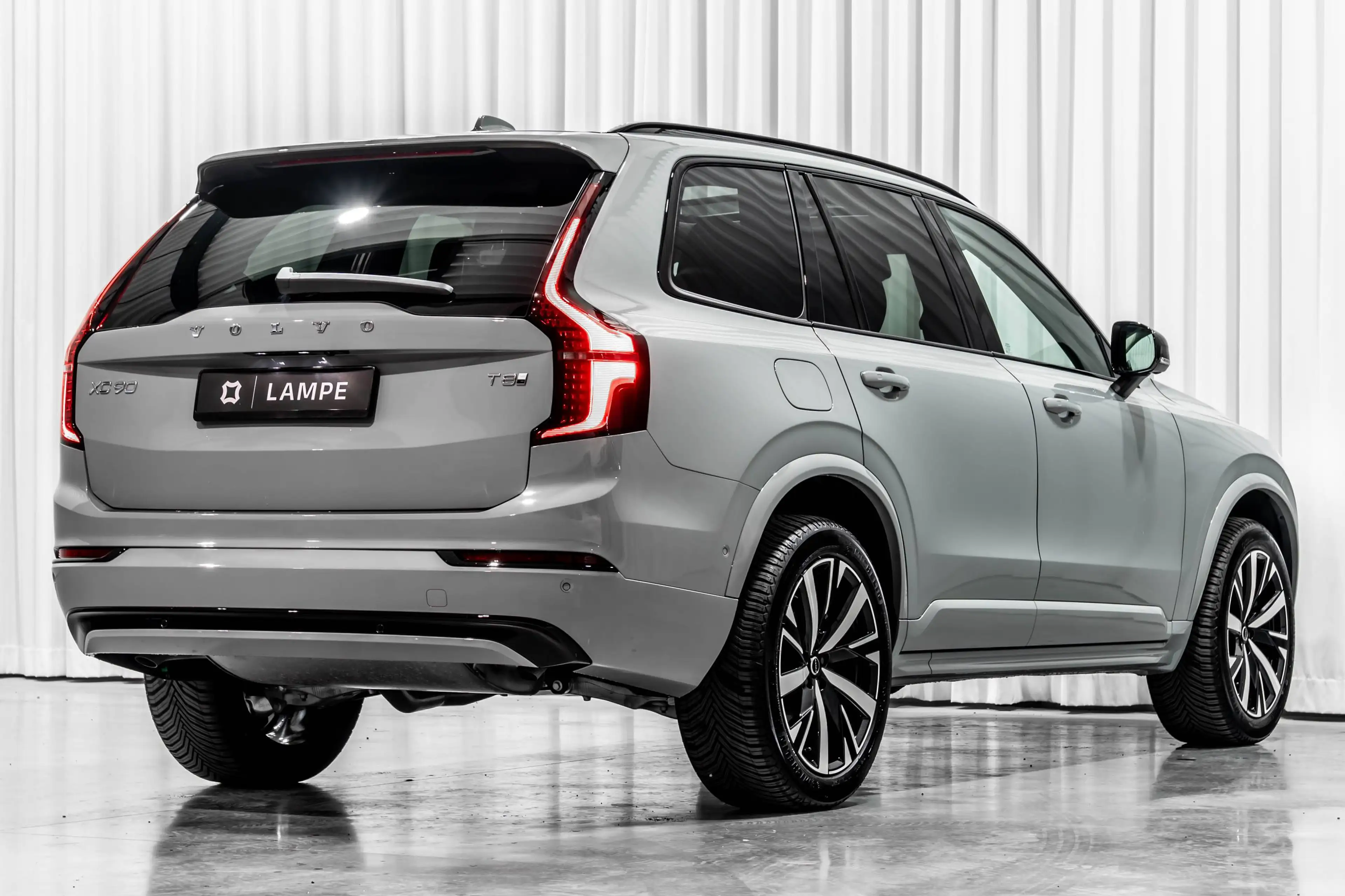 Volvo XC90 T8 eAWD Plus Dark Pano Harman/Kardon — photo 8