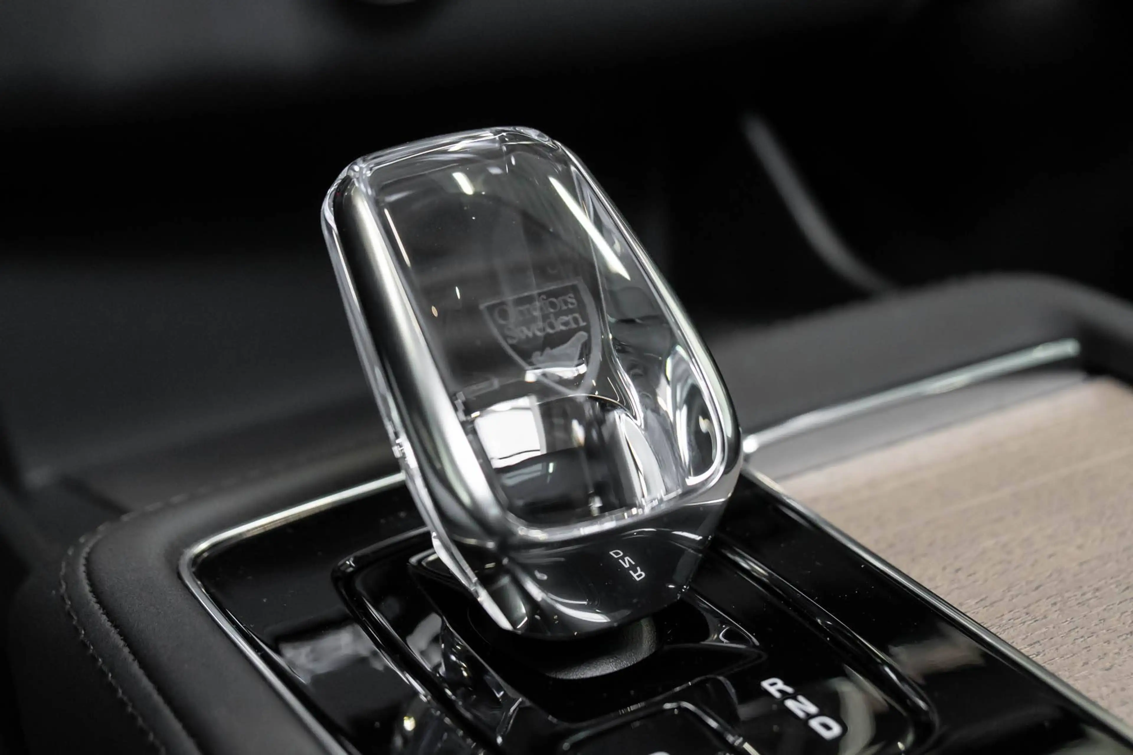 Volvo XC90 T8 eAWD Plus Dark Pano Harman/Kardon — photo 33