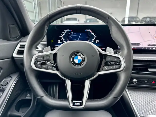 BMW 3 Series view 19